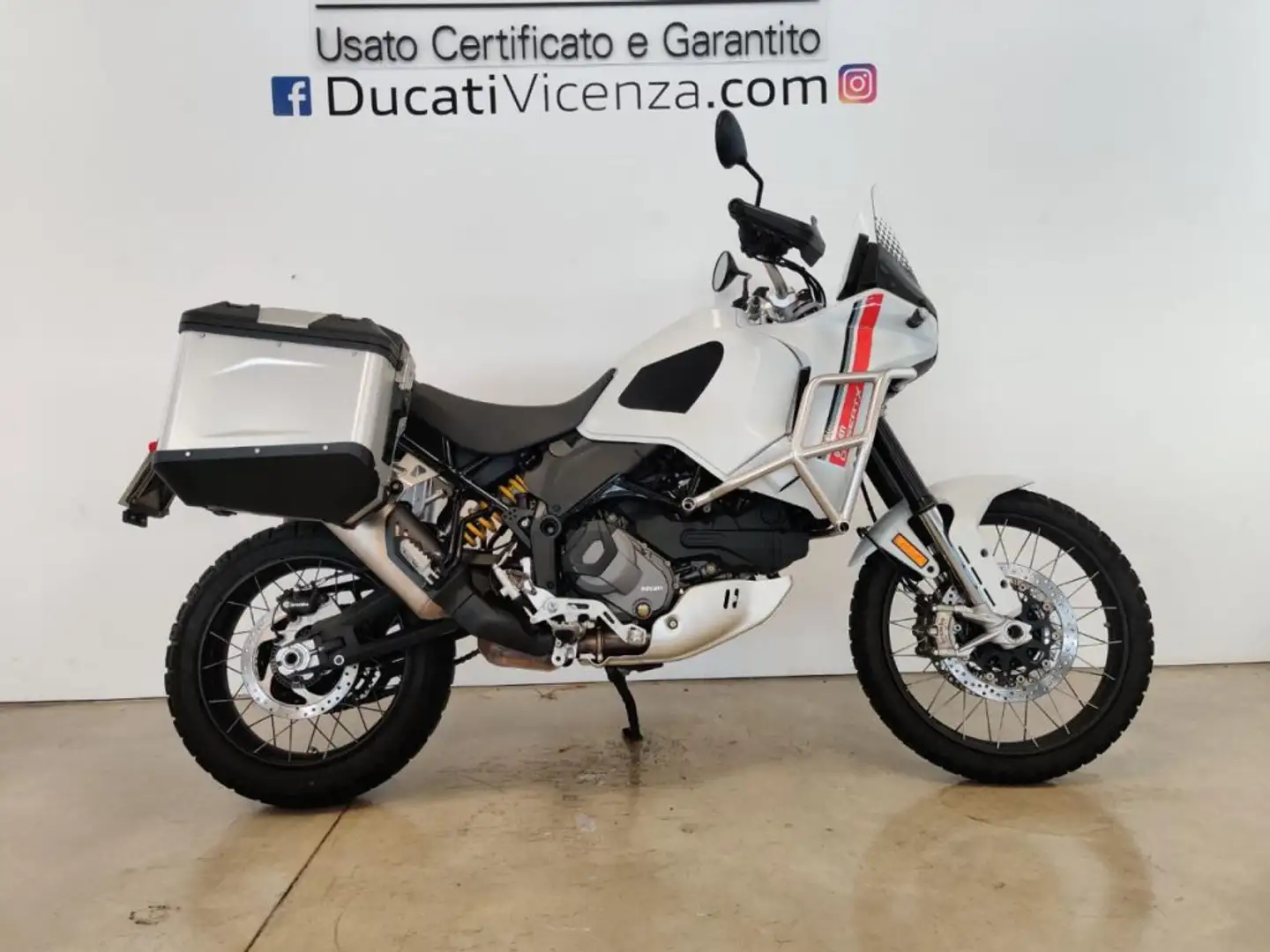 Ducati DesertX 937 STAR WHITE Wit - 1