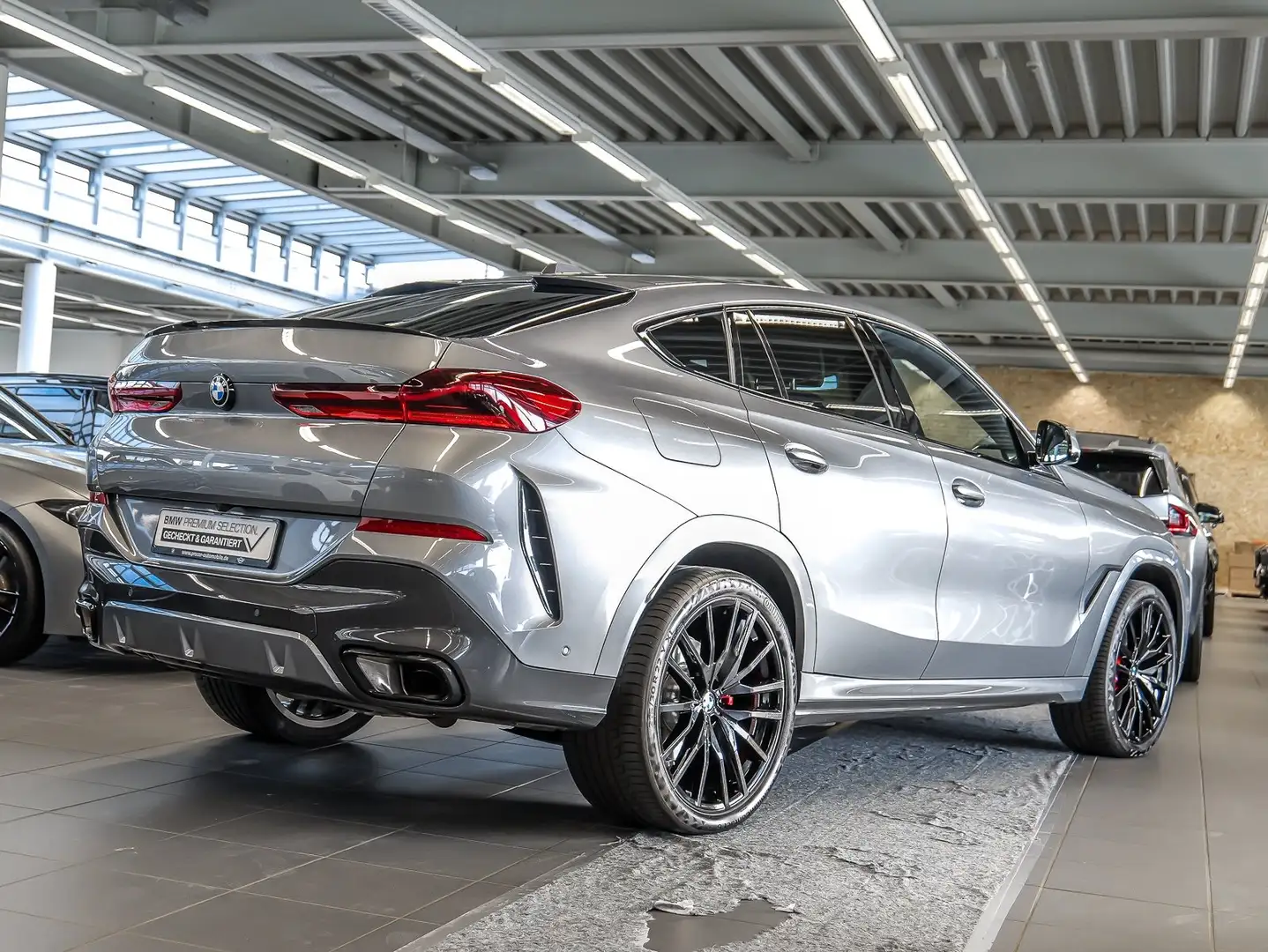 BMW X6 xDrive30d M Sport PANO ACC RFK NAVI LED DAB Grau - 2