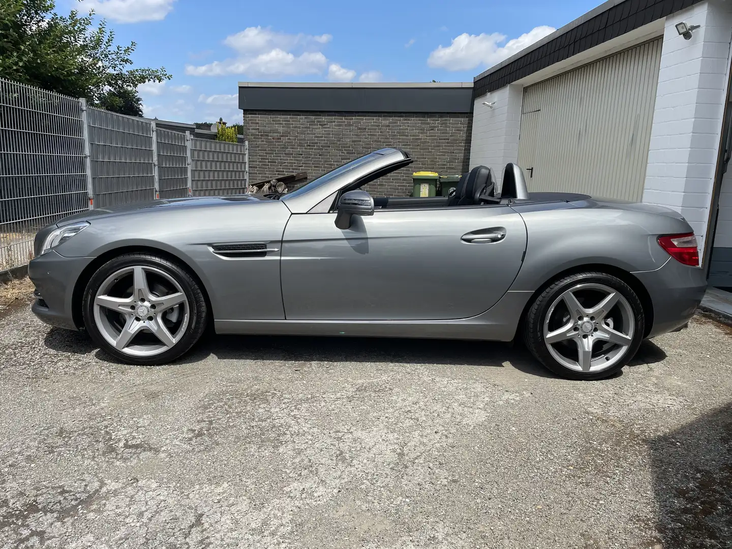 Mercedes-Benz SLK 200 (BlueEFFICIENCY) 7G-TRONIC - 1