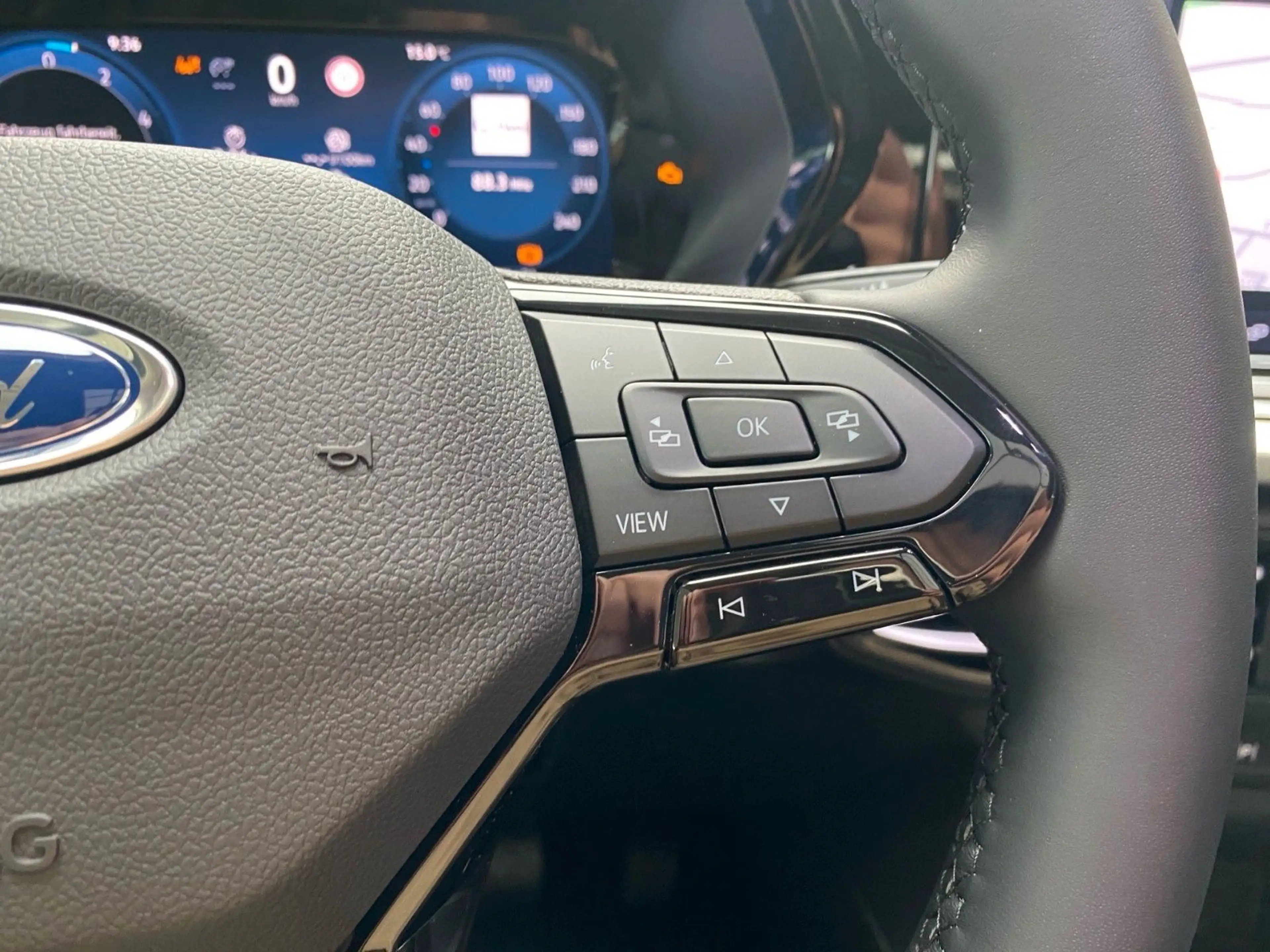 Ford Tourneo Connect ACTIVE PHEV — photo 11