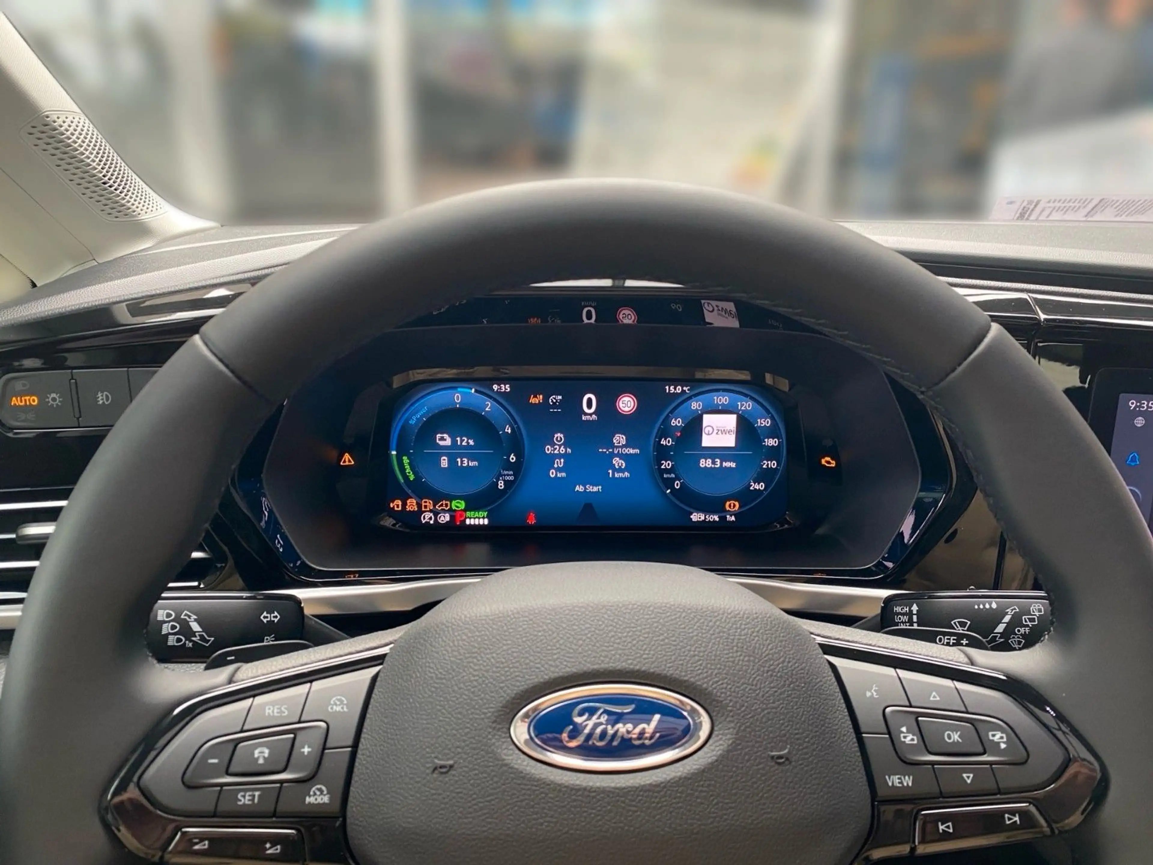 Ford Tourneo Connect ACTIVE PHEV — photo 9