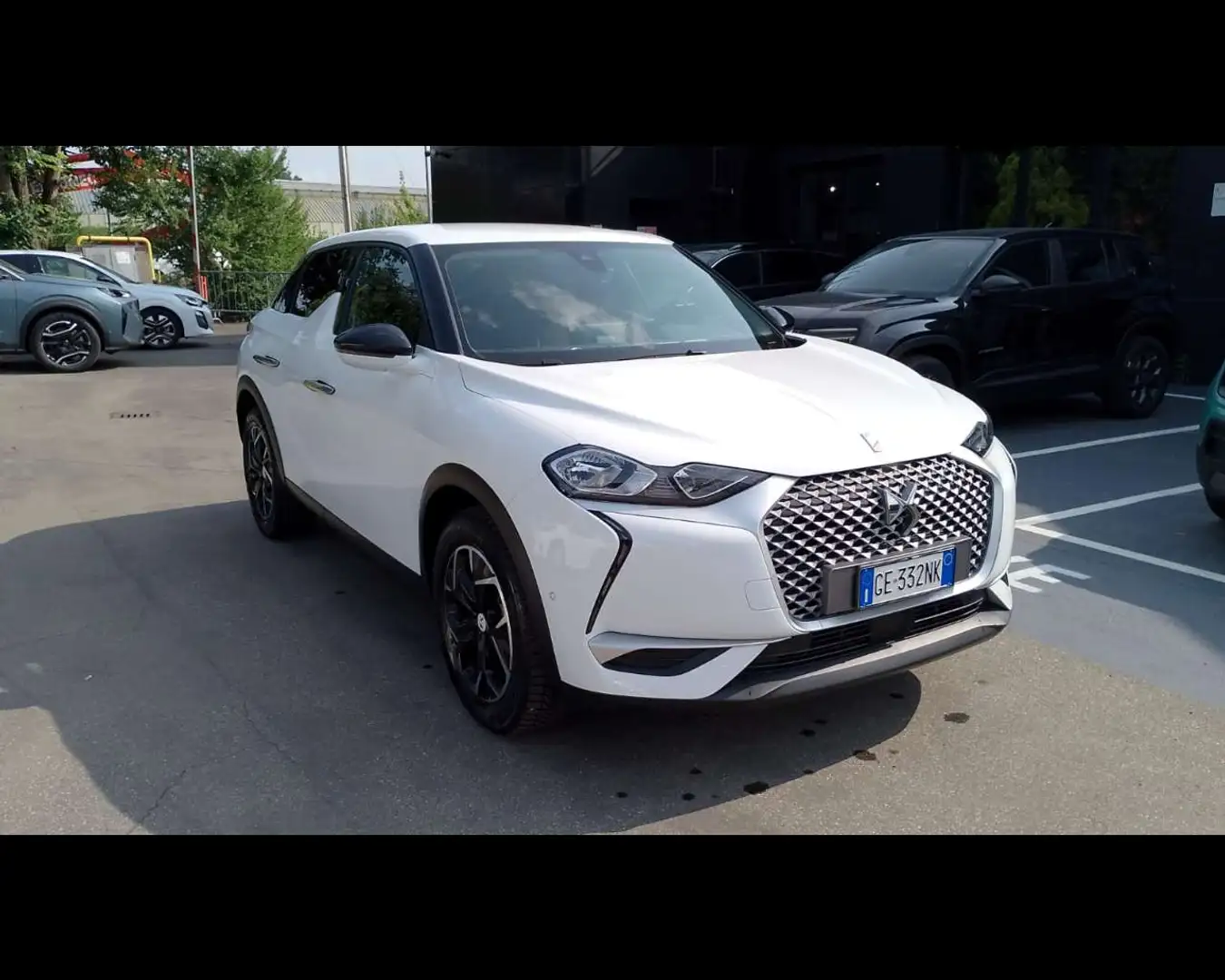 DS Automobiles DS 3 Crossback 3 2ª serie - DS 3 Crossback E-Tense So Chic Blanc - 2