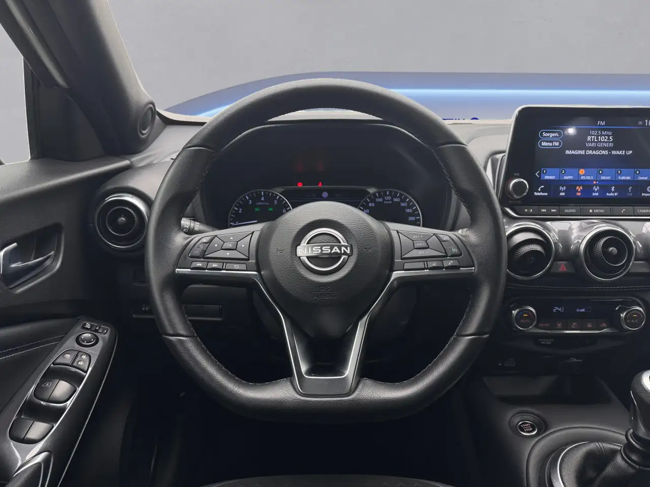 Nissan Juke 1.0 DIG-T 114 CV N-Connecta 11