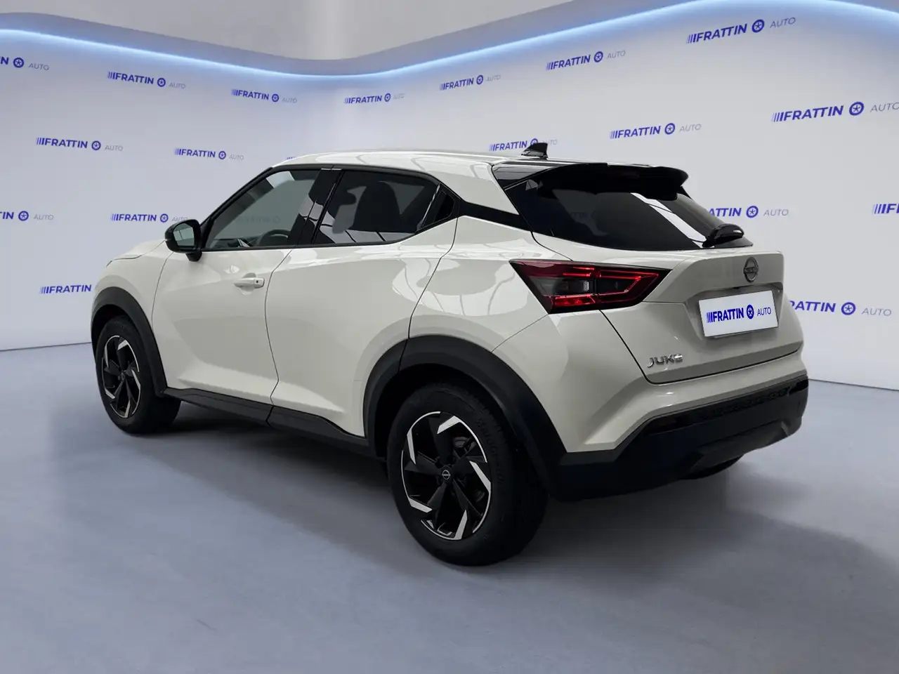 Nissan Juke 1.0 DIG-T 114 CV N-Connecta 3