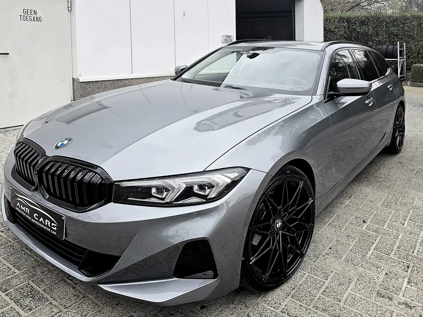 BMW 318 DA New Model-Widescreen-Heated Sportseats-LED enz Gris - 1