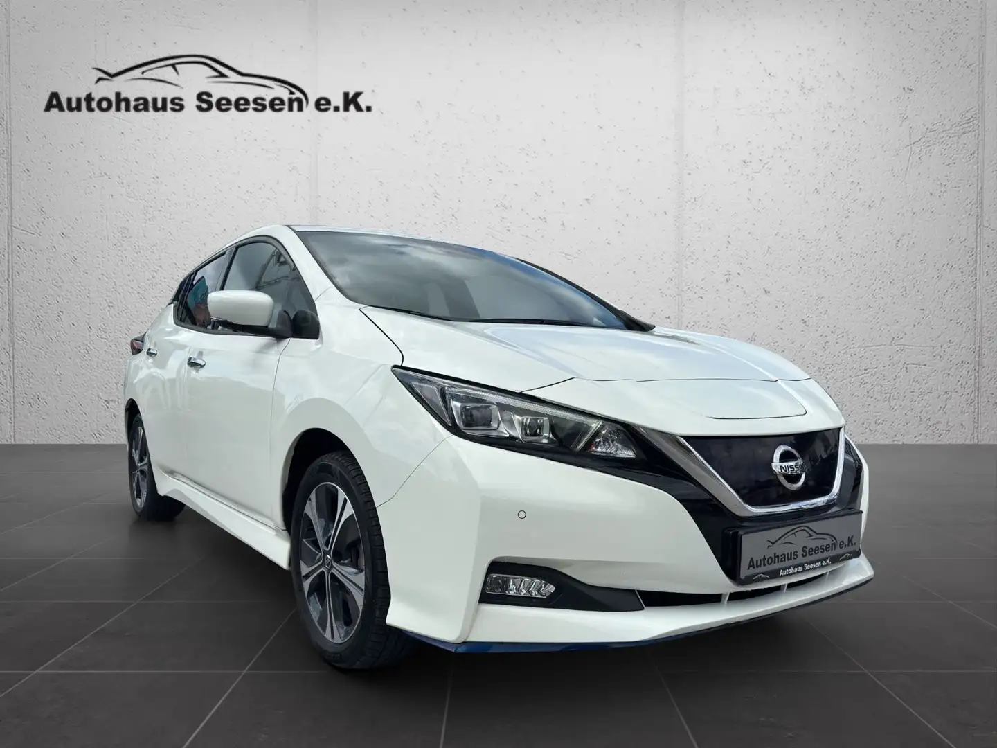 Nissan Leaf 62 kWh e+ N-Connecta*LED*Navi*360°-Kamera White - 1