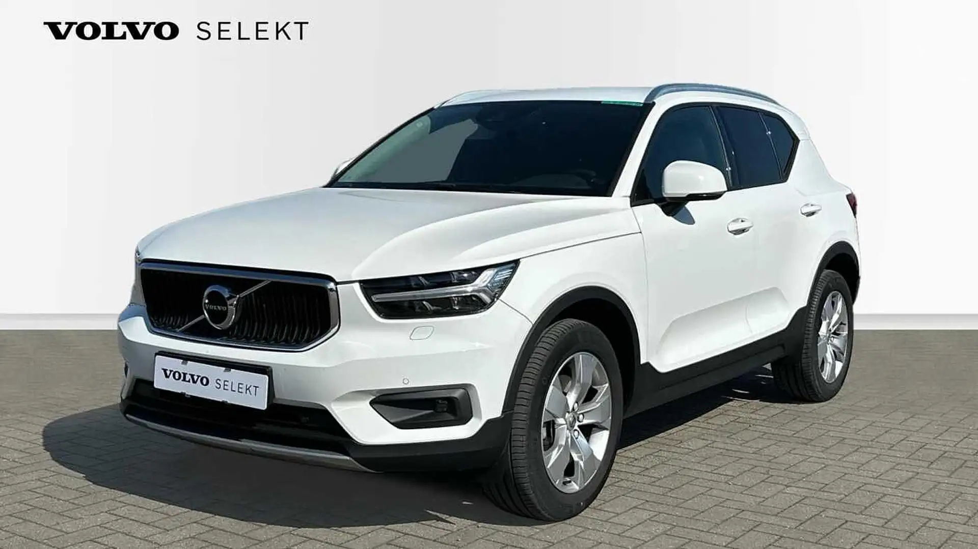 Volvo XC40 Momentum Advanced | B4 MHEV Wit - 1