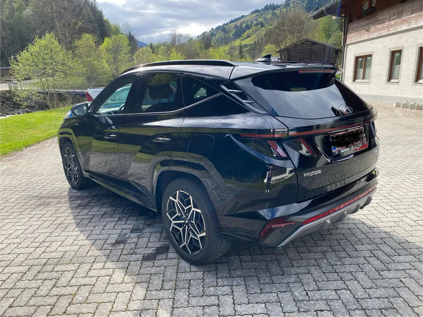 Hyundai TUCSON Tucson 1,6 T-GDI Plug-In Hybrid 4WD. N-Line Schwarz - 2