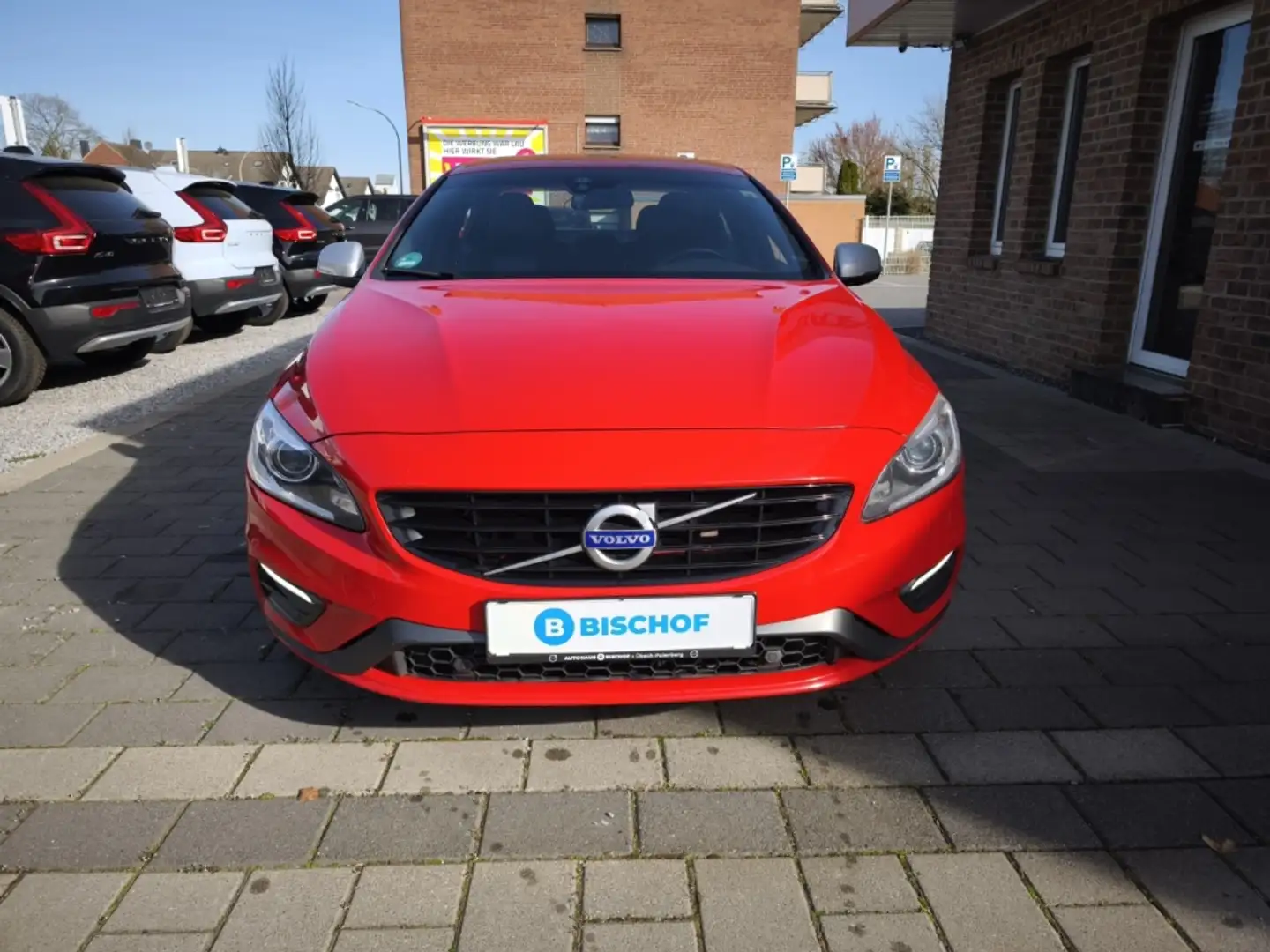 Volvo S60 Momentum D4 Navi Leder Digitales Cockpit Soundsyst Rouge - 2