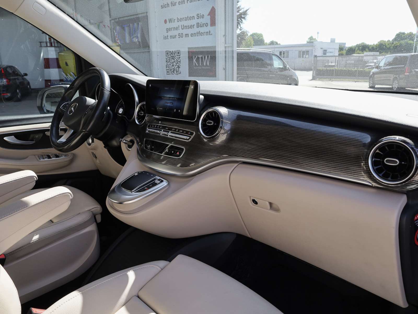 Mercedes-Benz EQV 300