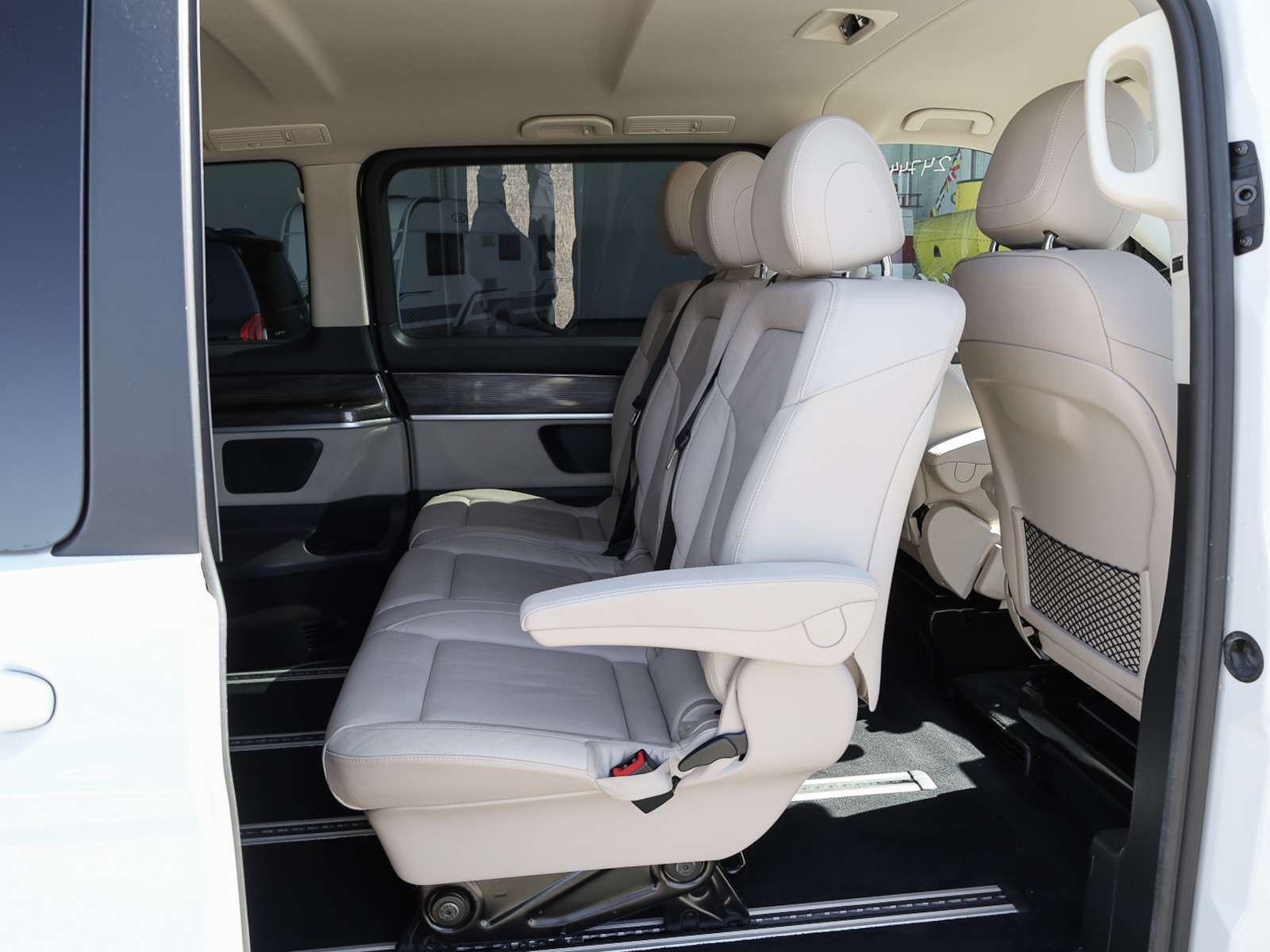 Mercedes-Benz EQV 300
