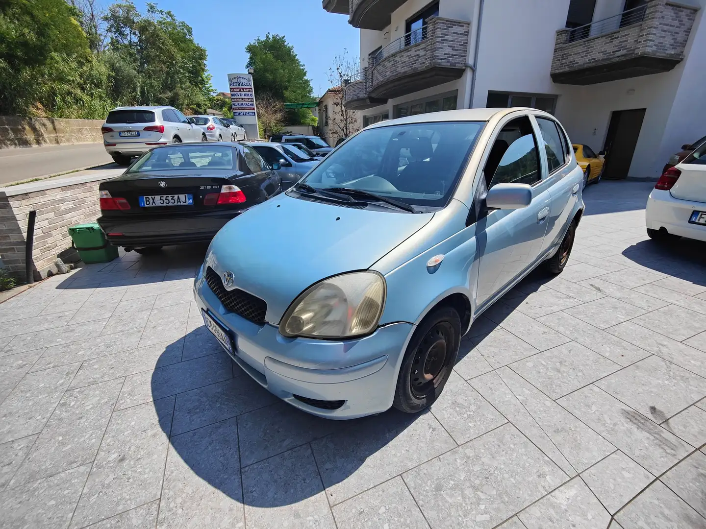 Toyota Yaris Yaris 5p 1.4 d-4d Sol Blauw - 1