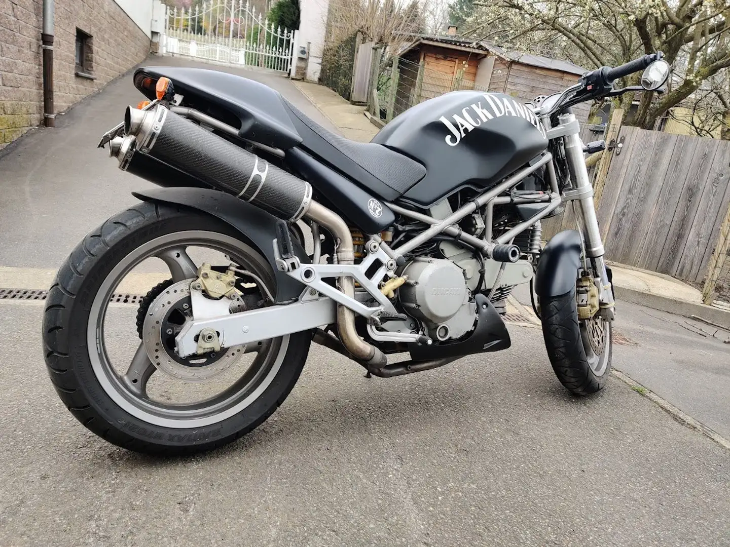 Ducati Monster 750 Zwart - 2