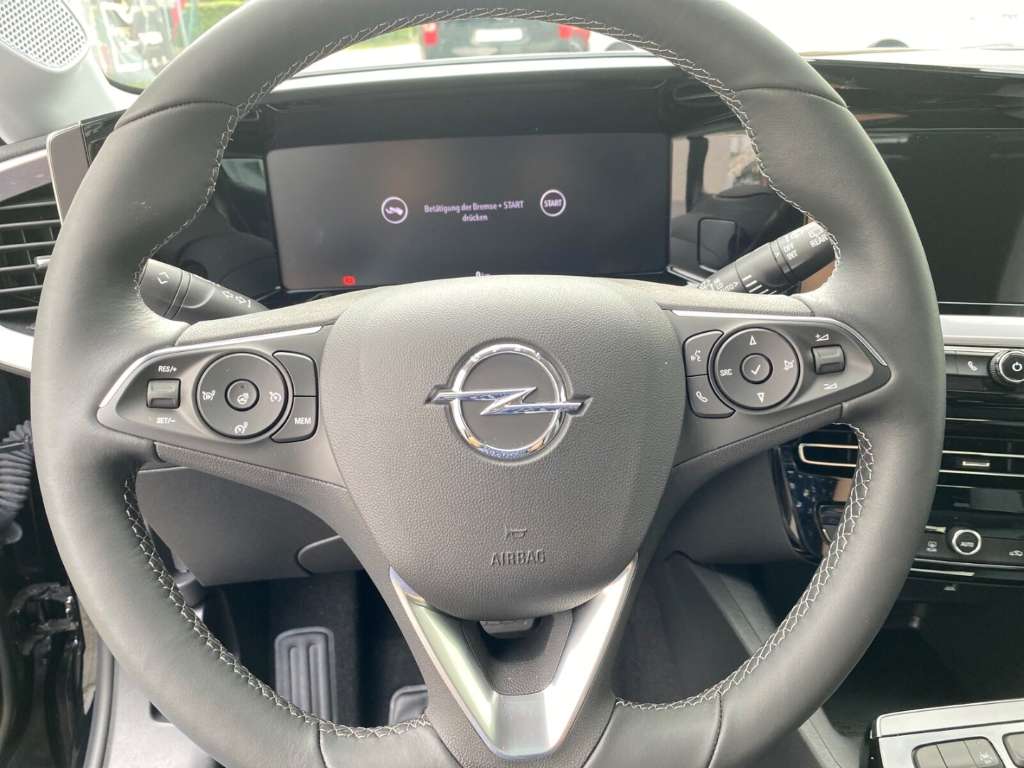 Opel Mokka E