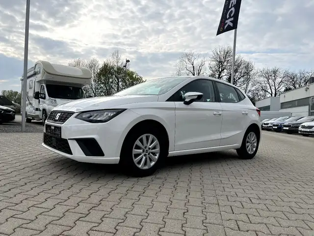 SEAT Ibiza 1.0 TSI Style *LED Navi Sitzh. Kamera ACC