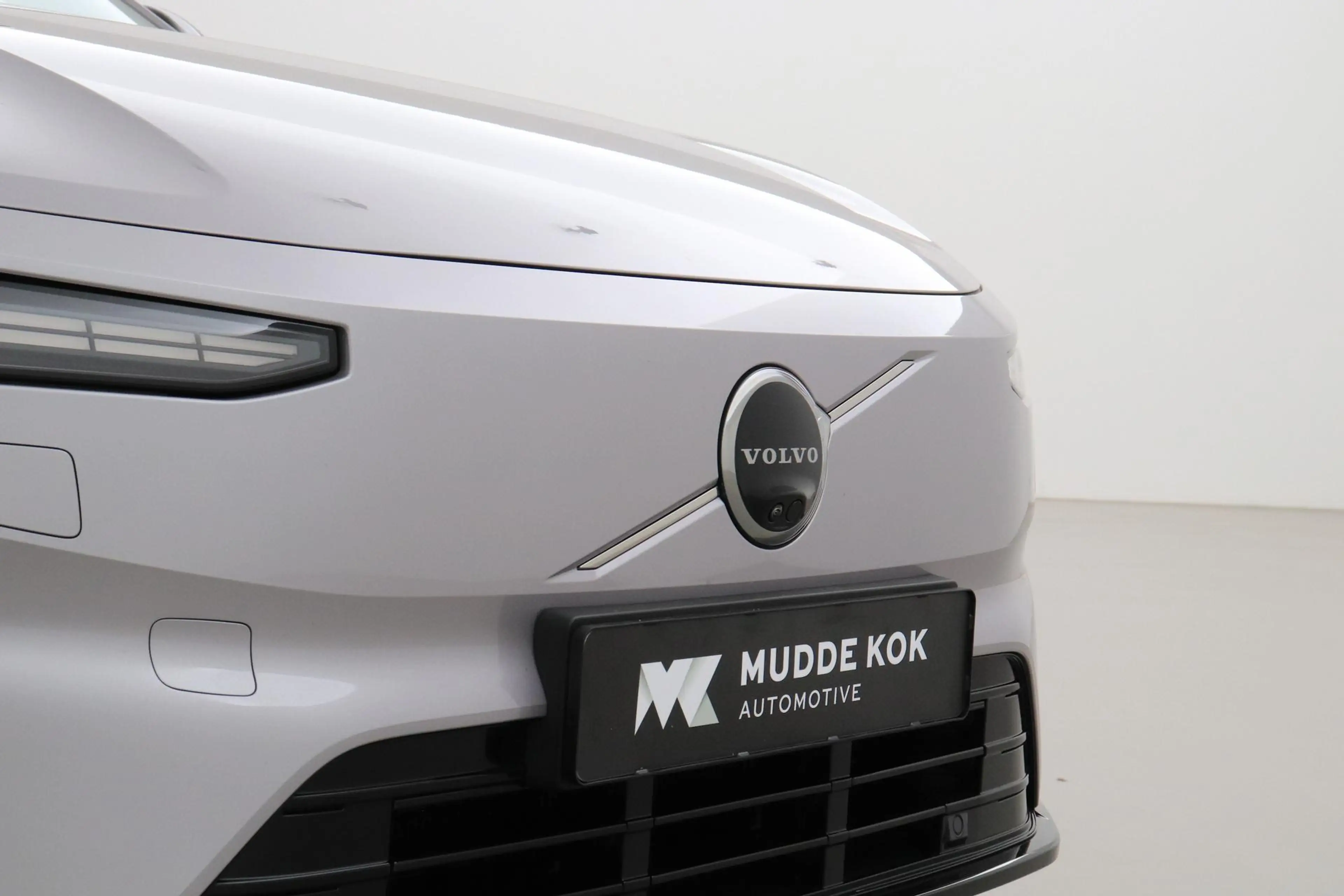 Volvo ES90 Single Motor Extended Range Plus 92 kWh | Head-Up — photo 48