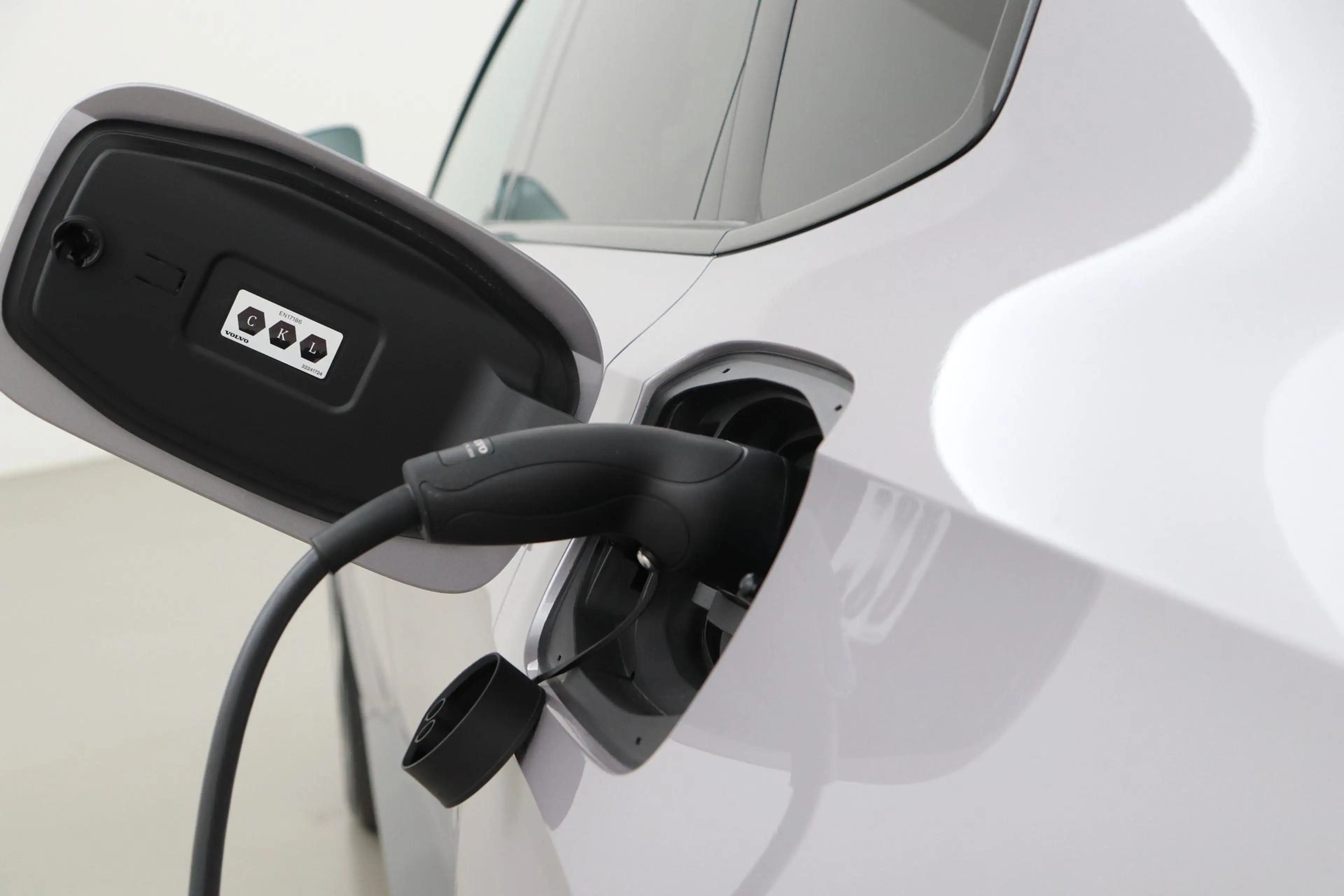 Volvo ES90 Single Motor Extended Range Plus 92 kWh | Head-Up — photo 45