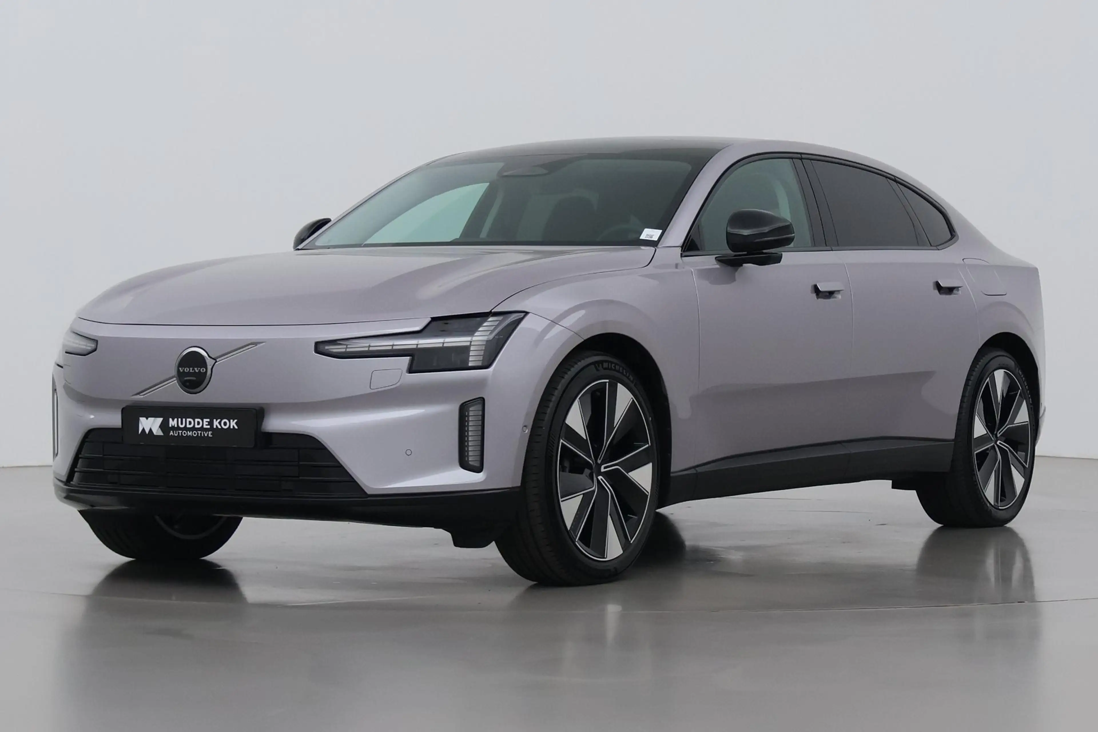 Volvo ES90 Single Motor Extended Range Plus 92 kWh | Head-Up — photo 8