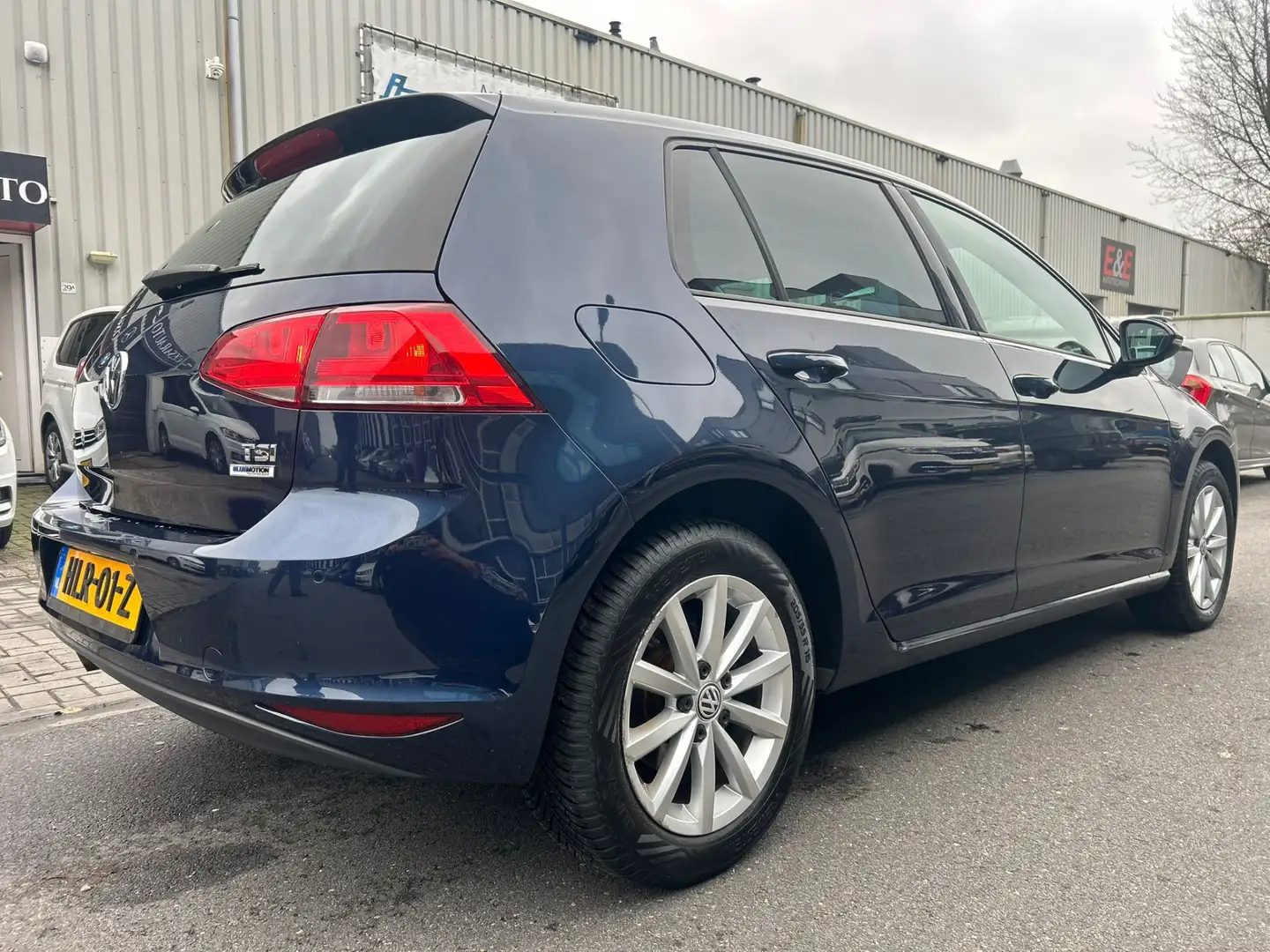 Volkswagen Golf 1.2 TSI AUTOMAAT / 77 DKM Blau - 2