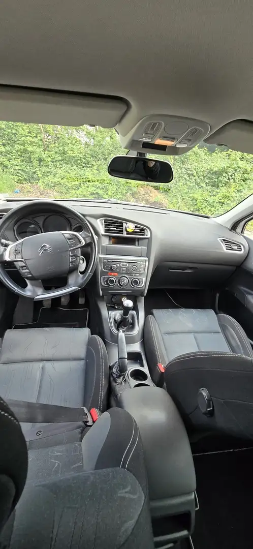 Citroen C4 1.6 vti Attraction - 2