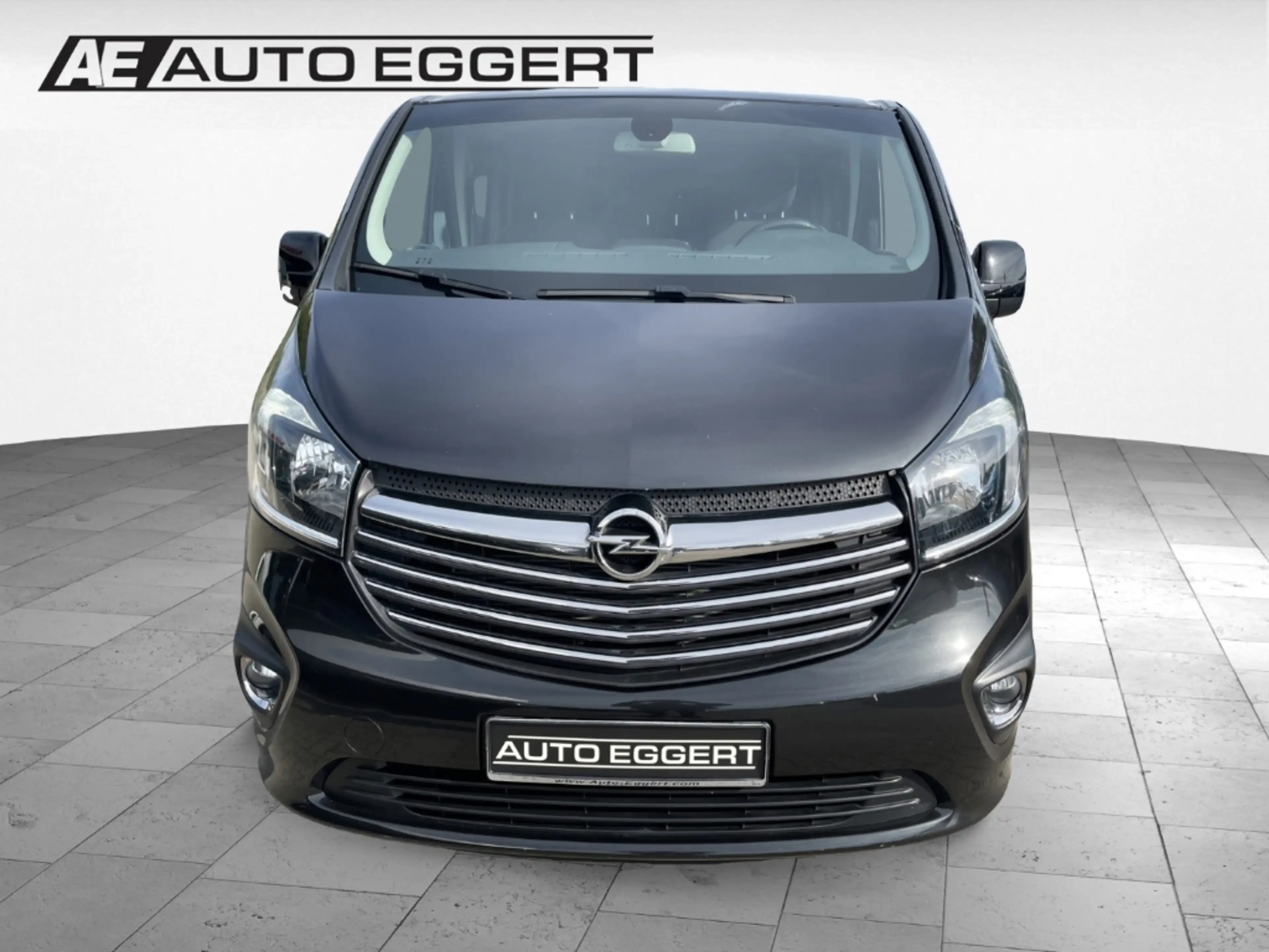 Opel Vivaro Tourer Edition 1,6D L2H1 — photo 3