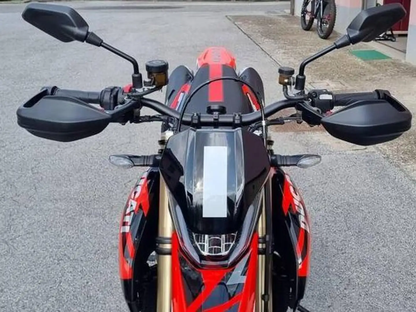 Ducati Hypermotard 698 Mono RVE Rosso - 1