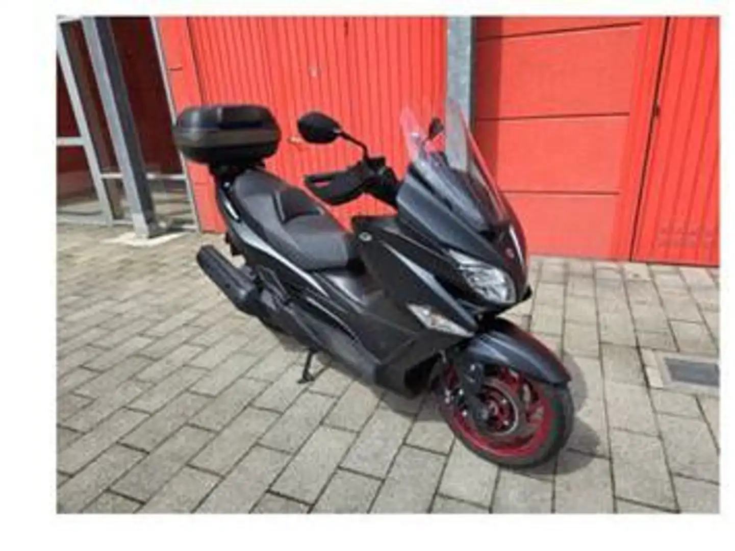 Suzuki Burgman 400 - 1