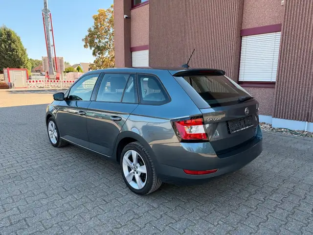 Skoda Fabia view 9