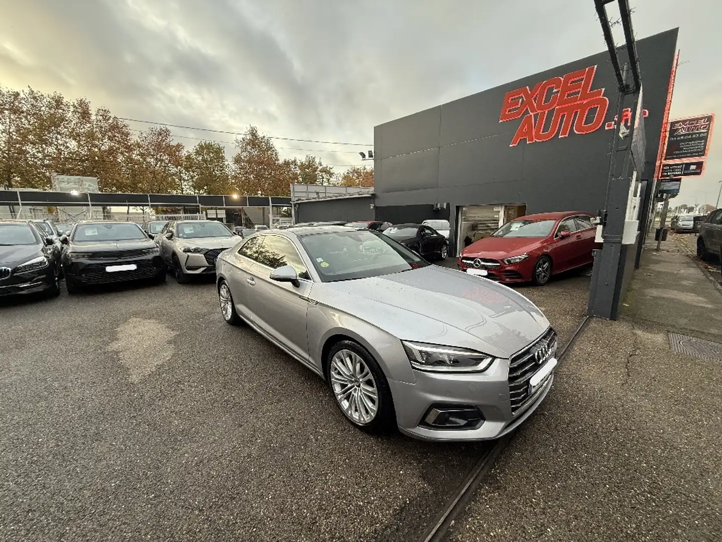 Audi A5 2.0 TDI 190 S Line - 1