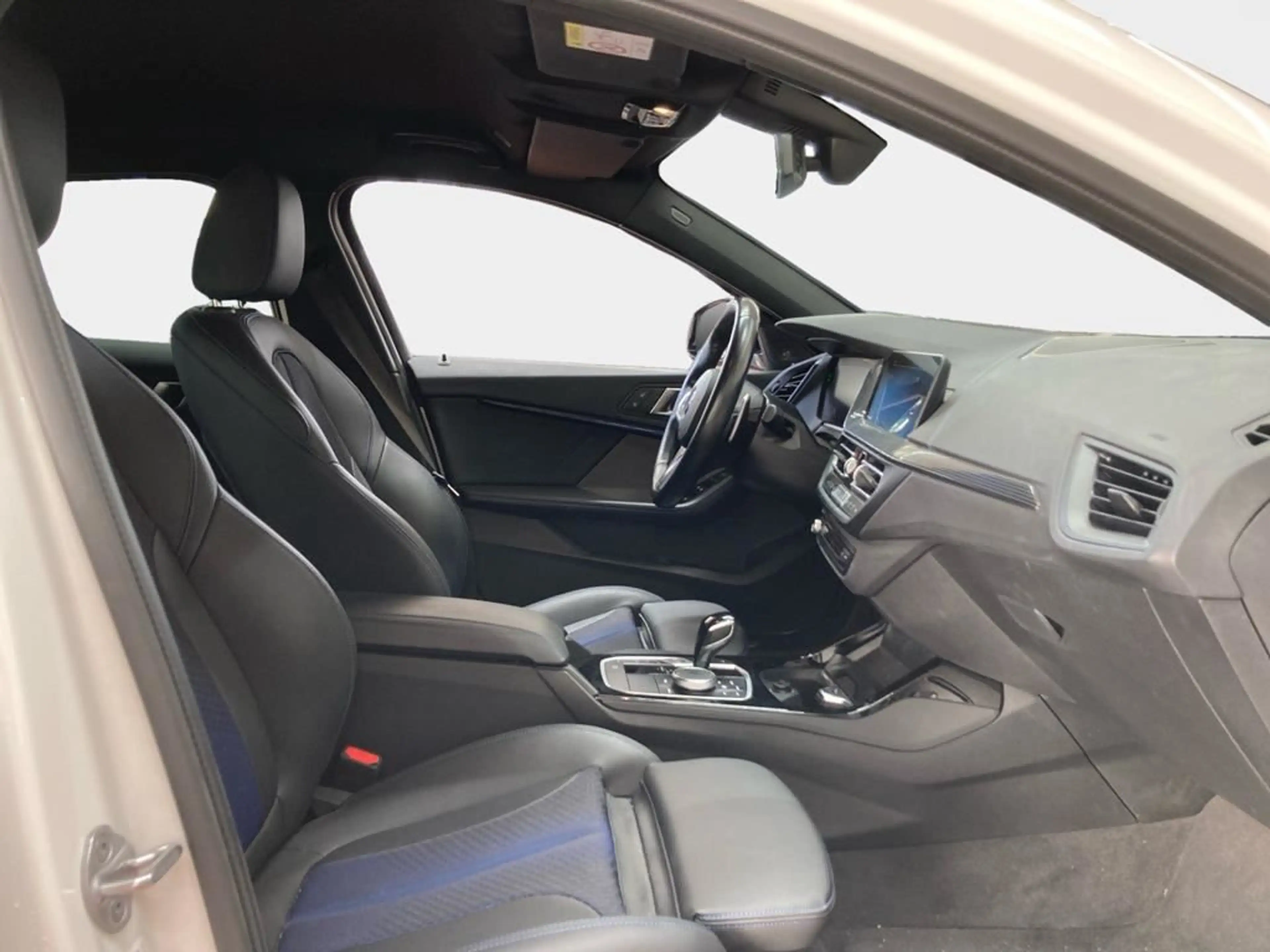 BMW 120 M Sport — photo 15