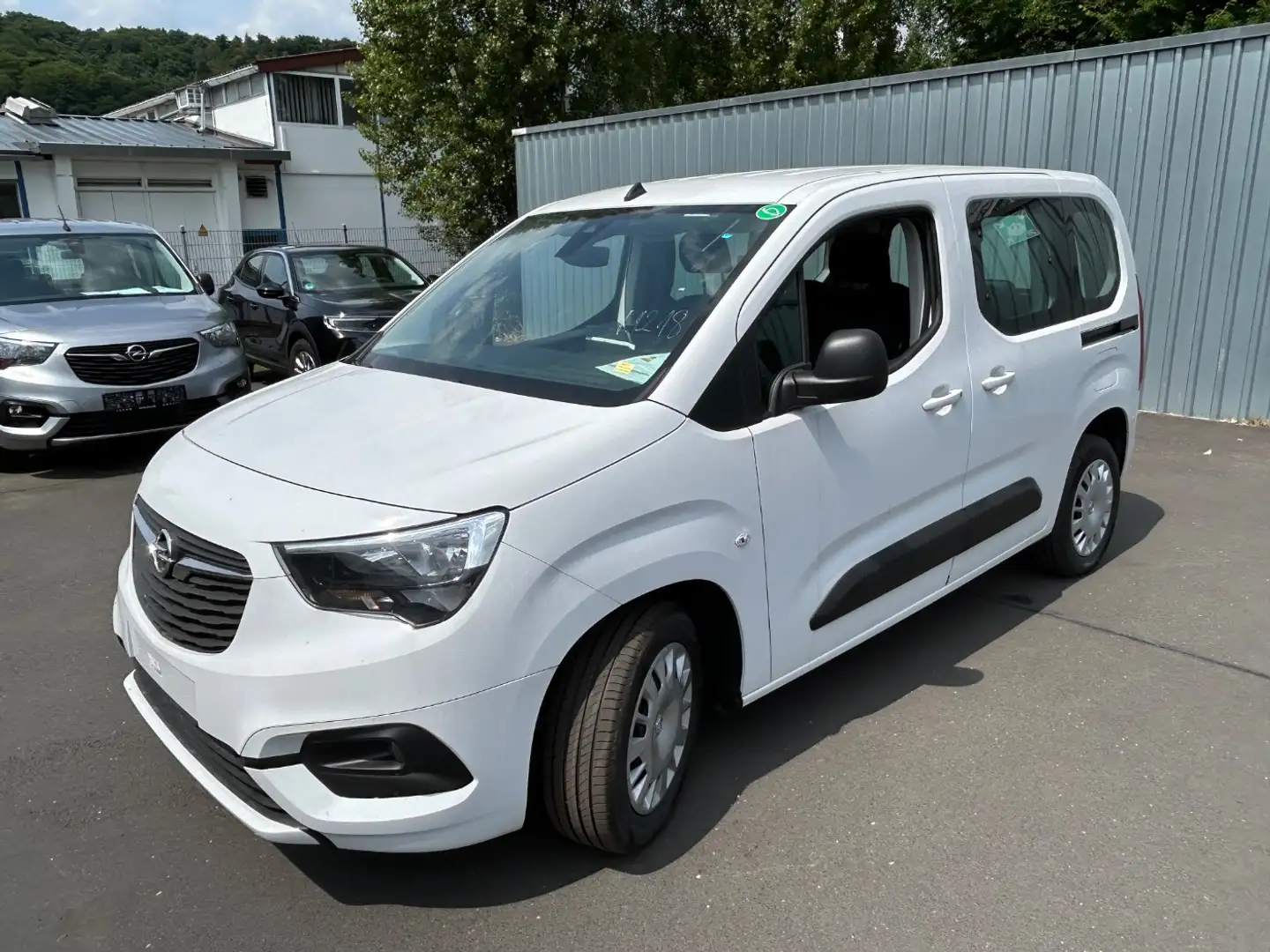 Opel Combo-e Life Edition -VOLLELEKTRISCH- Blanc - 2
