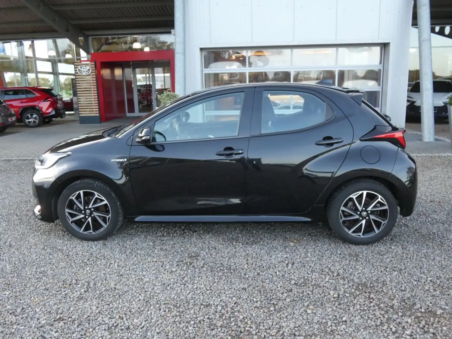 Toyota Yaris Hybrid 1.5 VVT-i Club - 2