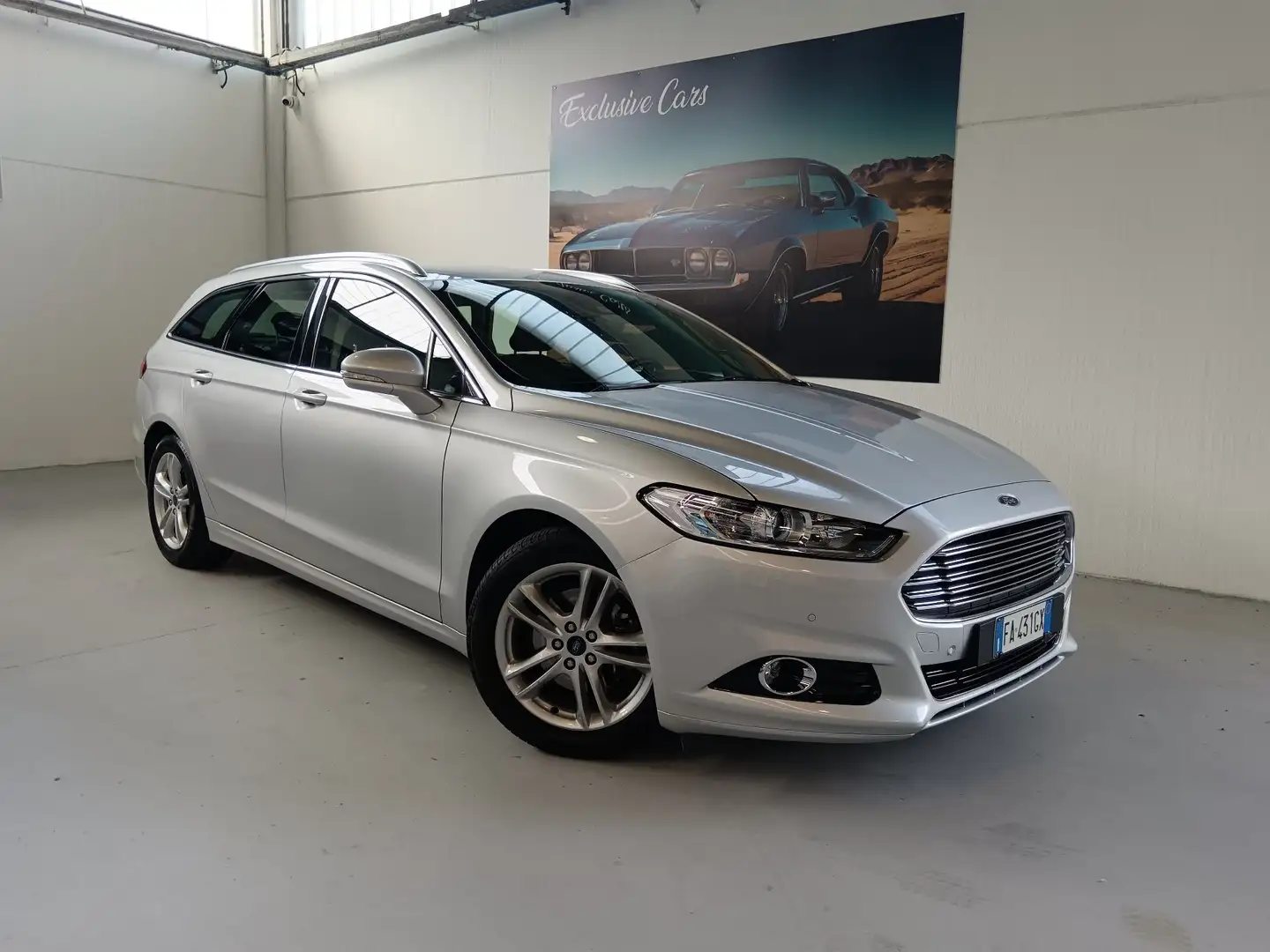 Ford Mondeo SW 2.0 tdci Titanium s&s 150cv Srebrny - 1