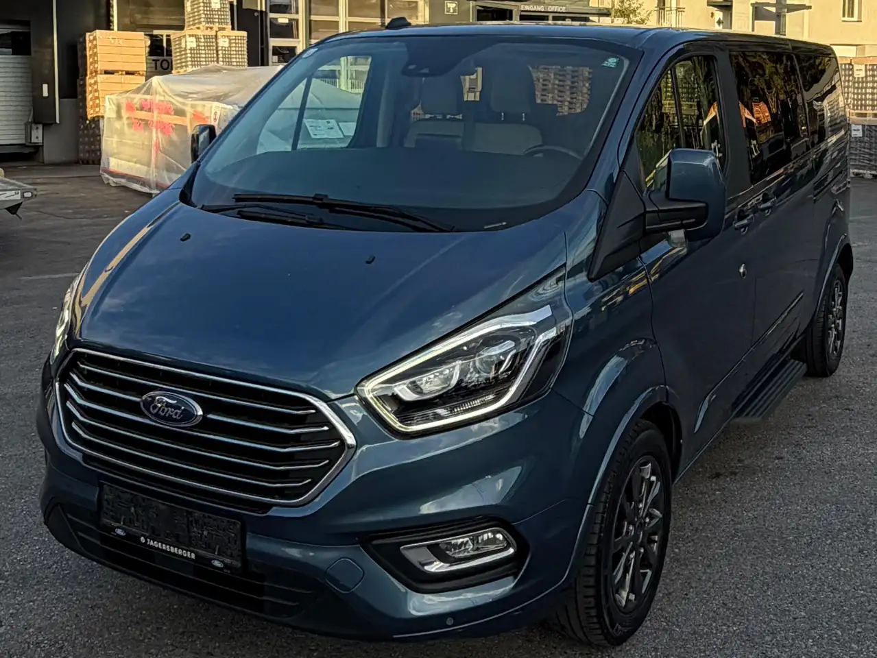 Ford Tourneo Custom