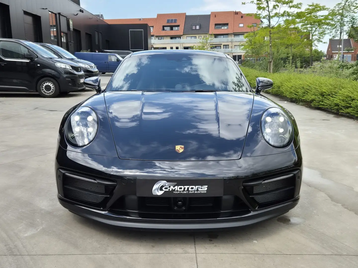 Porsche 911 3.0 Carrera GTS 480hp Zwart - 2