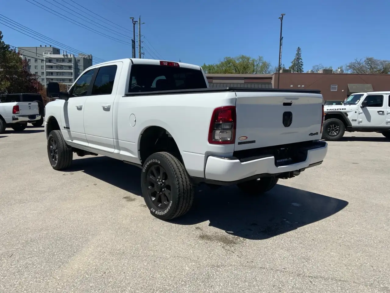 RAM 2500 снимка RAM 2500