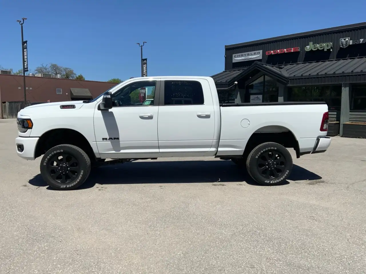 RAM 2500 снимка RAM 2500