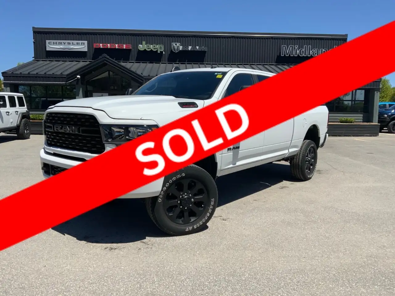 RAM 2500 снимка RAM 2500