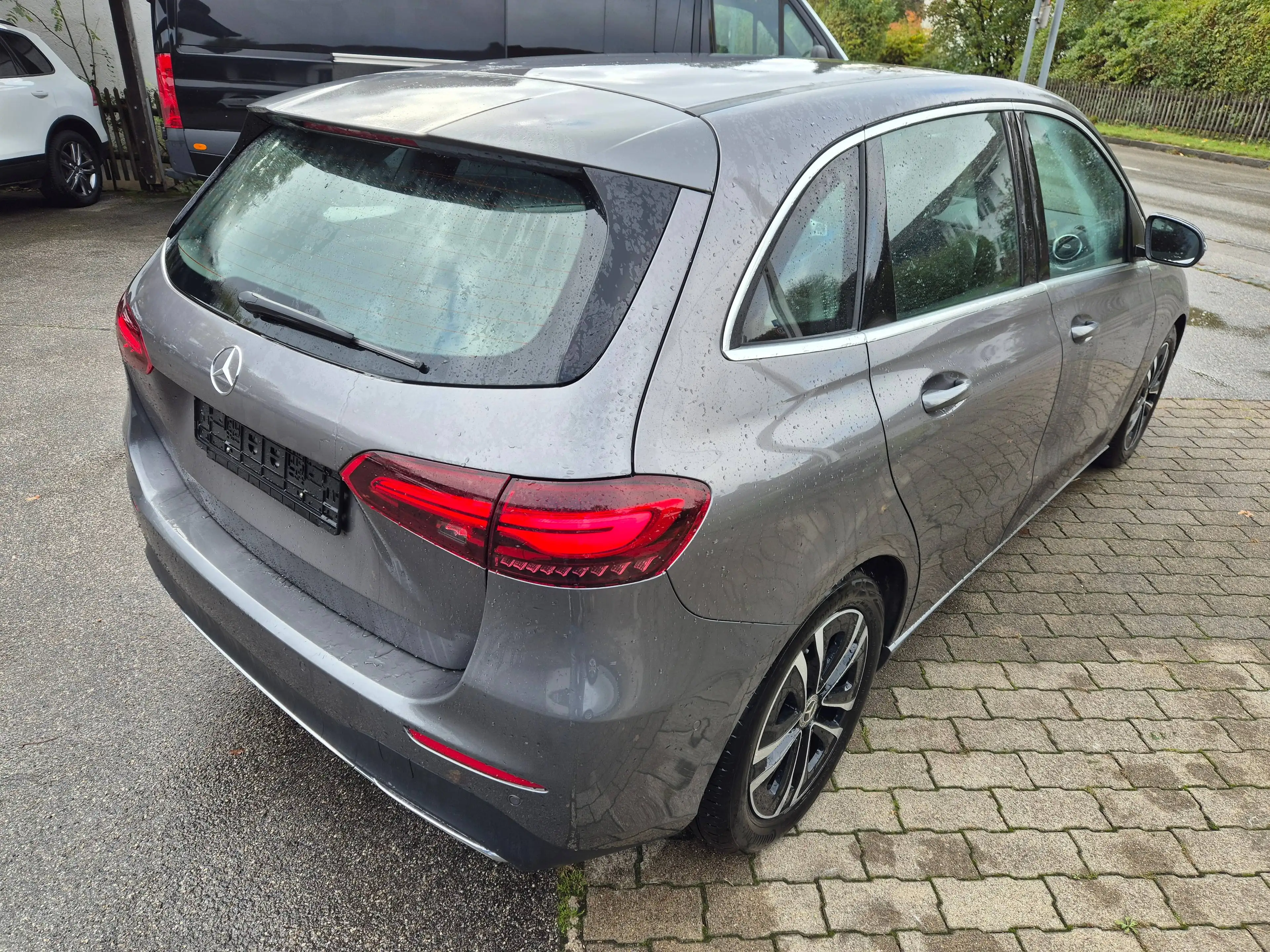 Mercedes-Benz B 200 B 200 (247.087) — photo 5