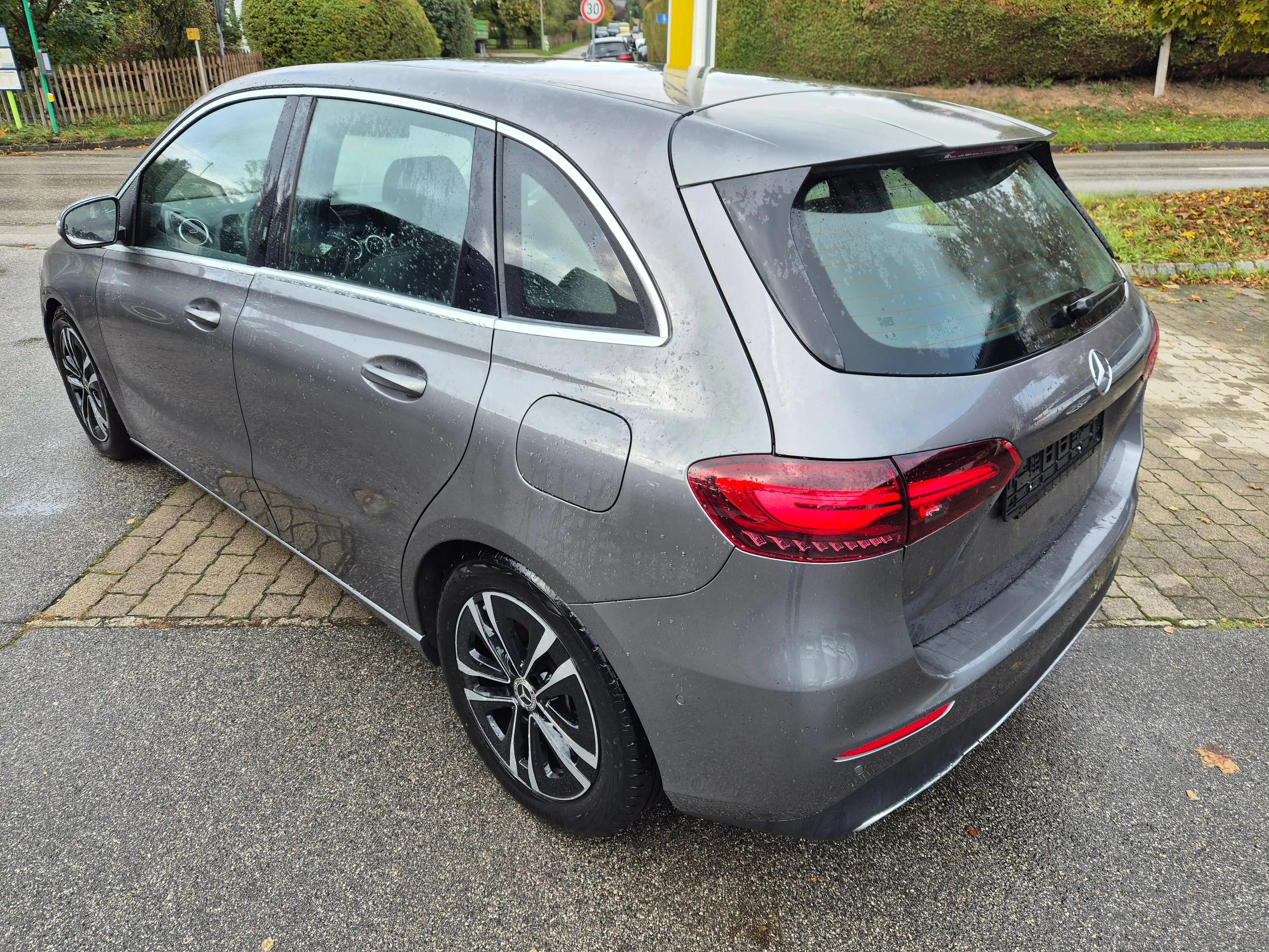 Mercedes-Benz B 200 B 200 (247.087) — photo 3