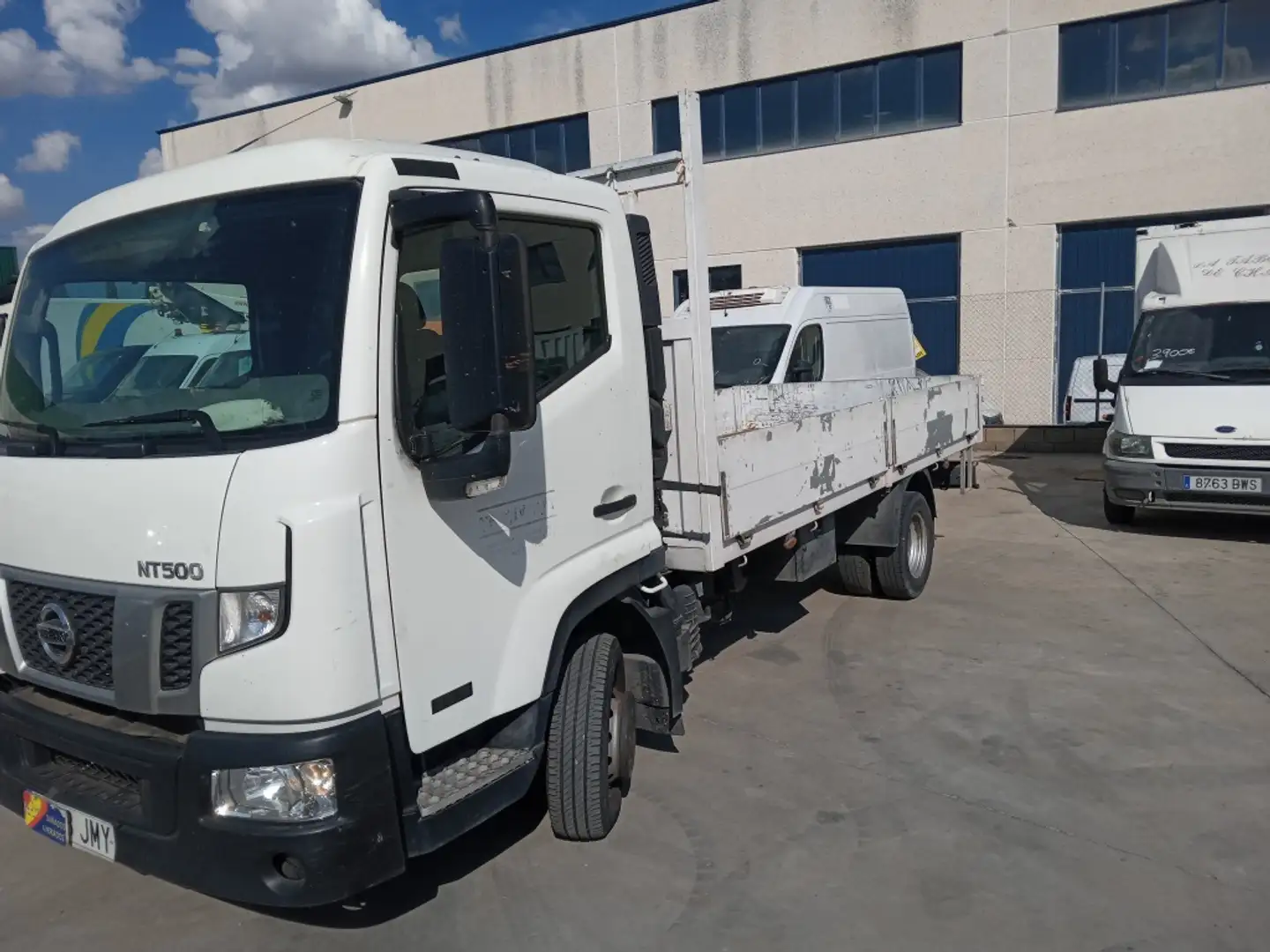 Nissan NT500 35.15/3 Comfort Blanco - 2