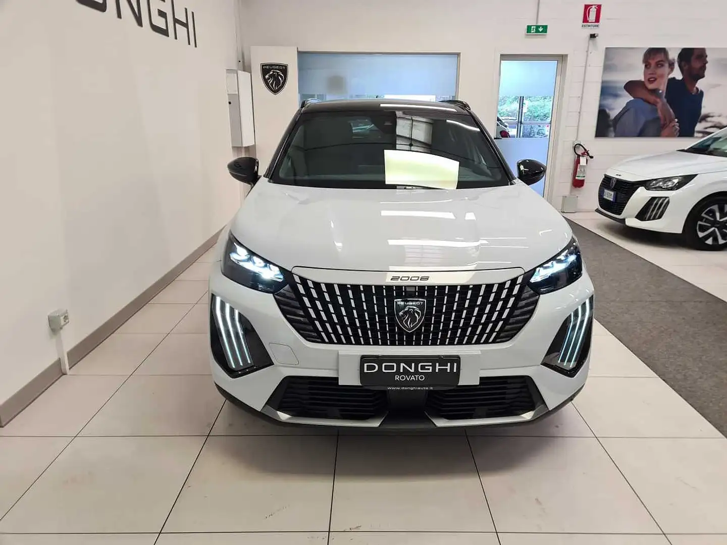 Peugeot 2008 GT Hybrid 136cv e-DCS6 AZIENDALE! Bianco - 2