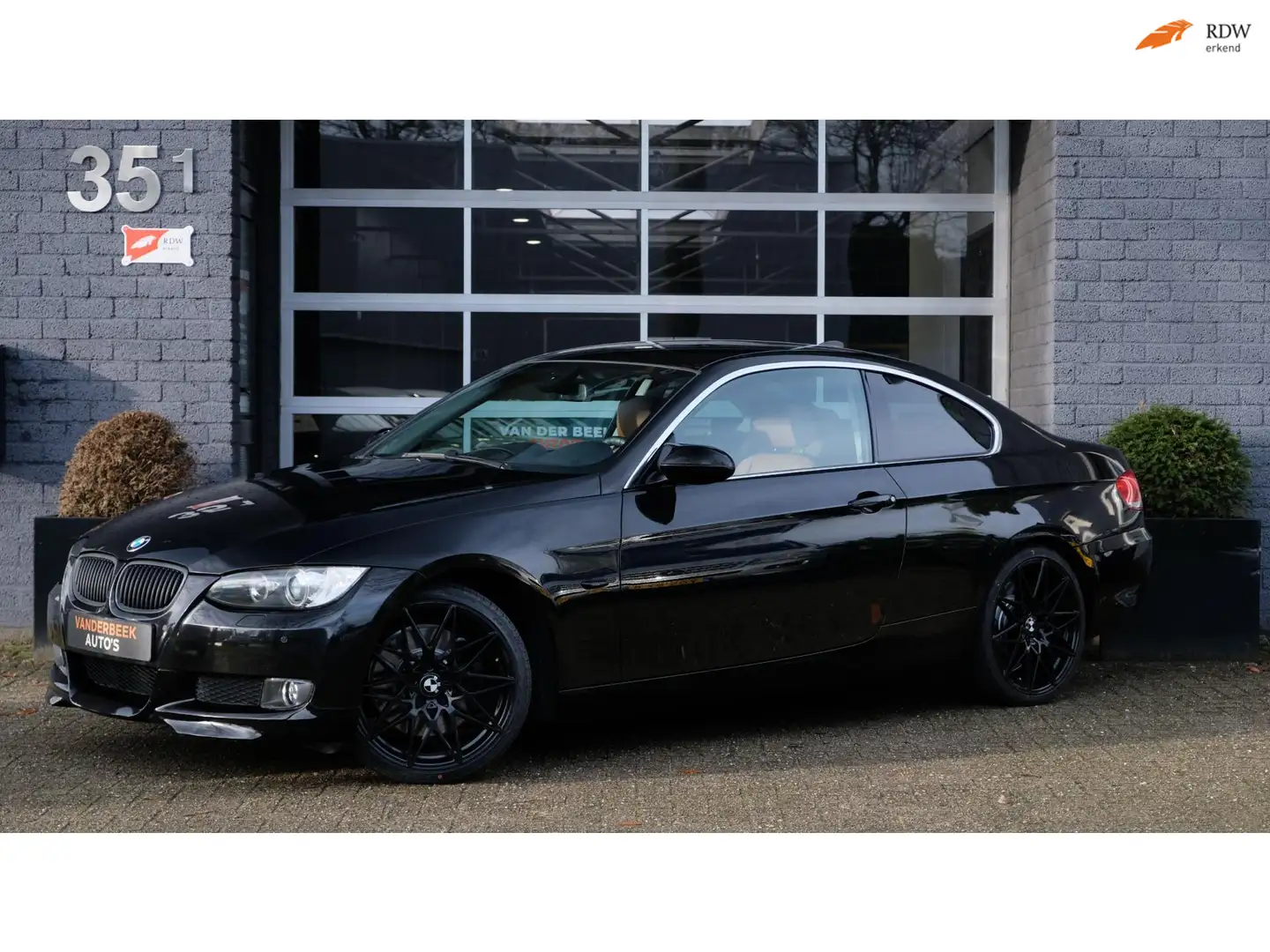 BMW 330 3-serie Coupé 330i 272PK M Performance Leder 19inc Negru - 1