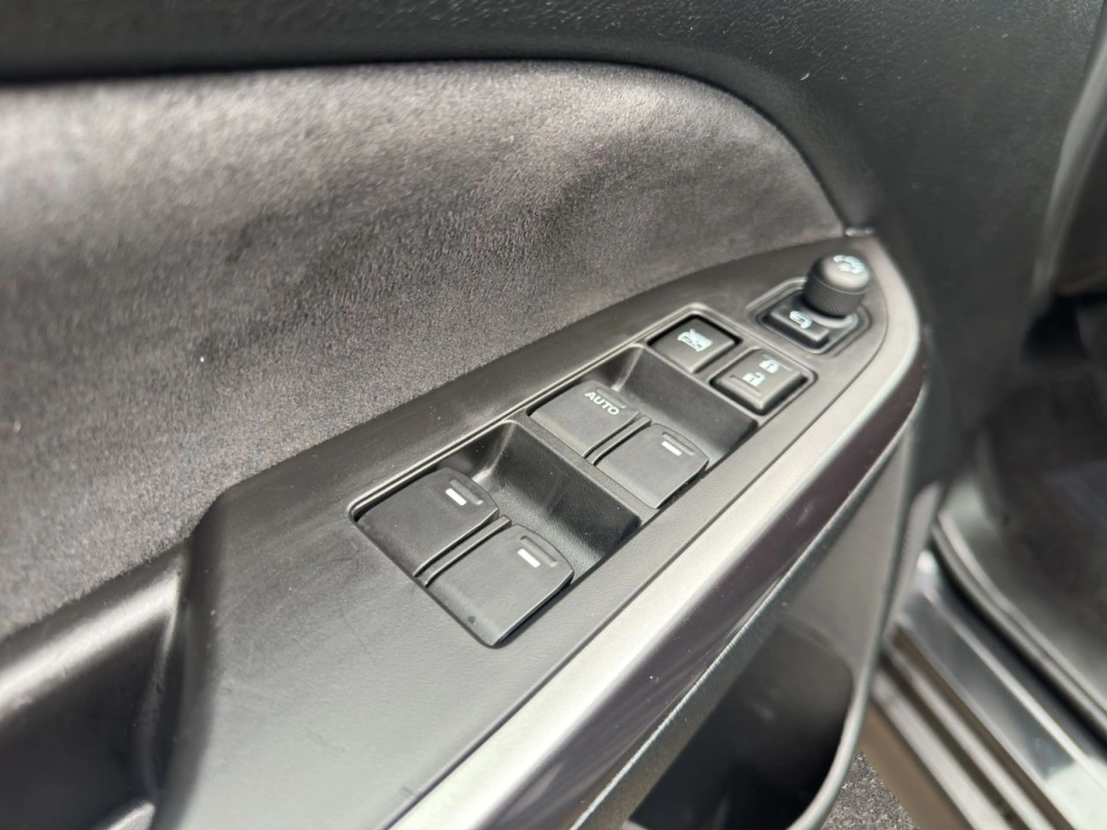 Suzuki Vitara 1.5 Dualjet Hybrid Allgrip AGS + Comfort — photo 12