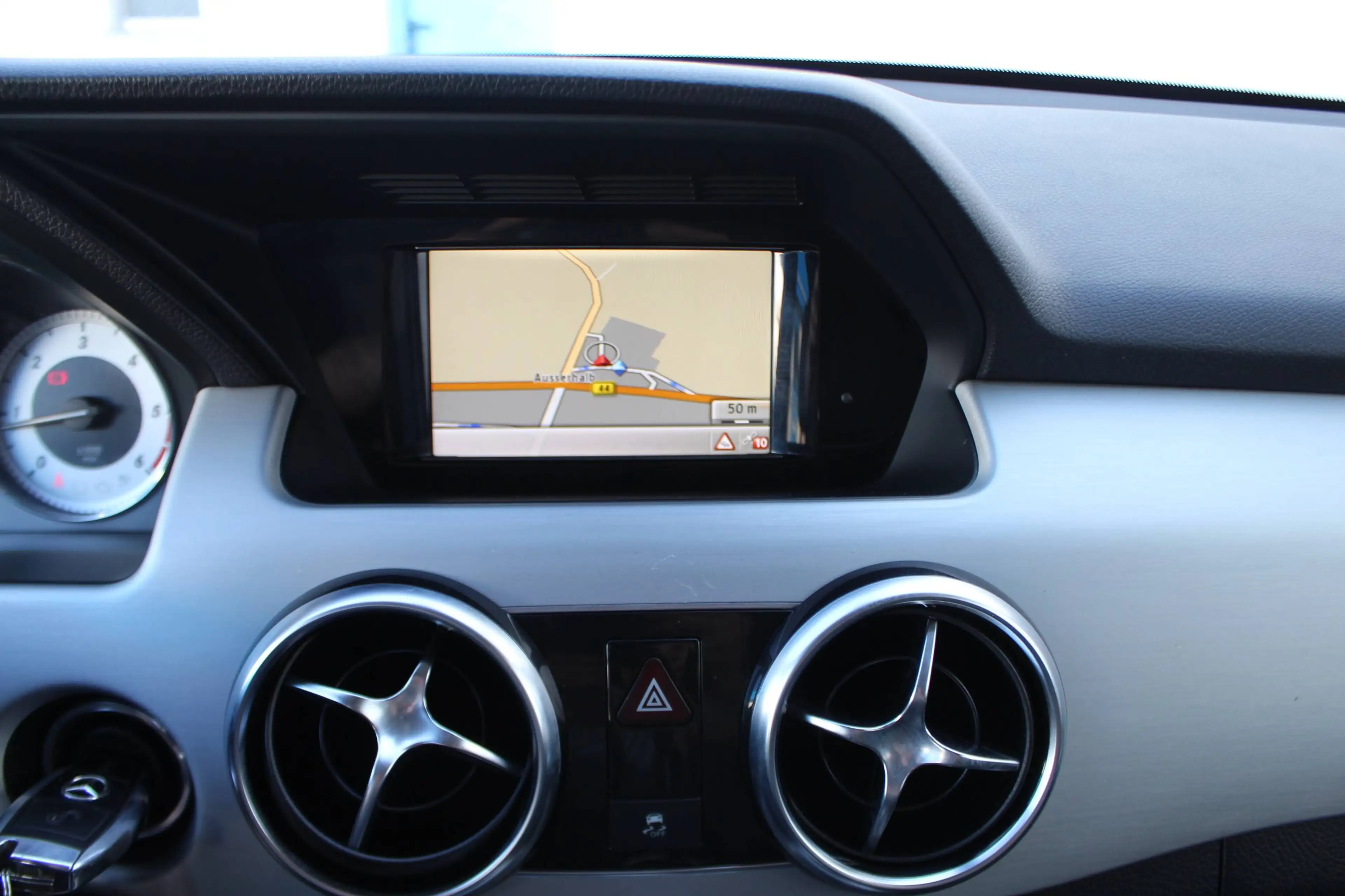Mercedes-Benz GLK 200 GLK 200 CDI AMG-Paket*19*Alus*el.Ledersitze*NAVI* — photo 13