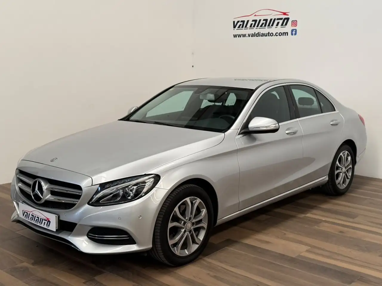 Mercedes-Benz C 220