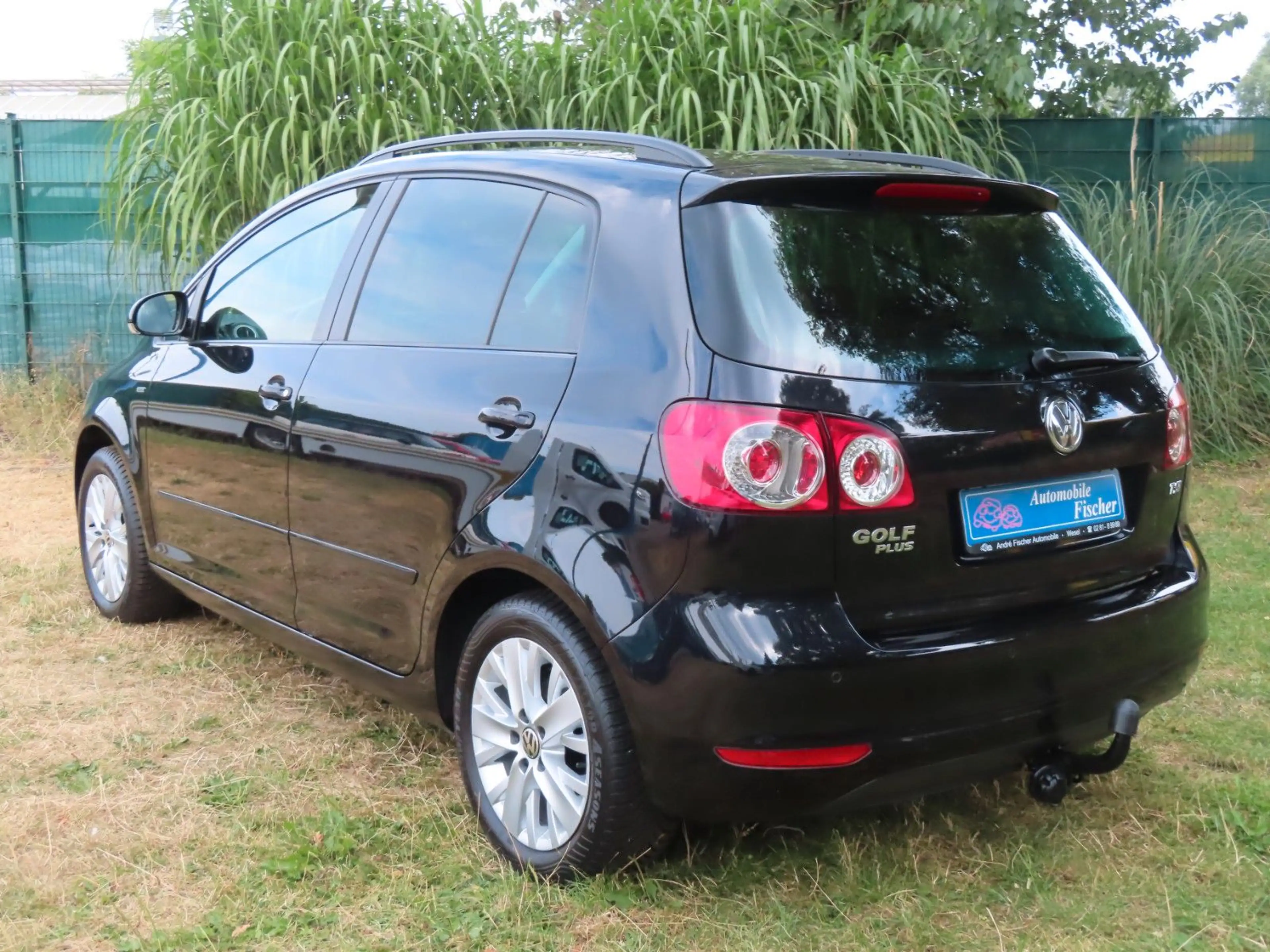 Volkswagen Golf Plus Life     "Schwarz-Met. EZ 11/2013" — photo 8