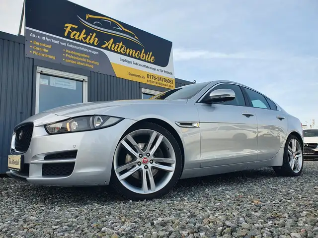 Jaguar XE Pure Automatik Navi Tempomat