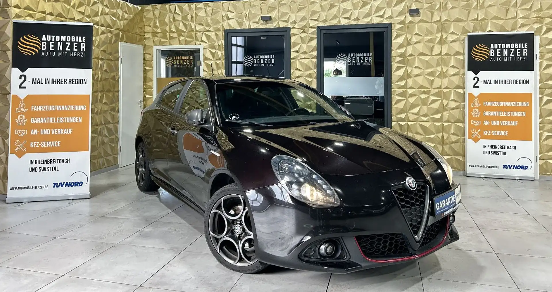 Alfa Romeo Giulietta Super//8-FACH//TEMPOMAT//NAVI//PDC//S Schwarz - 1