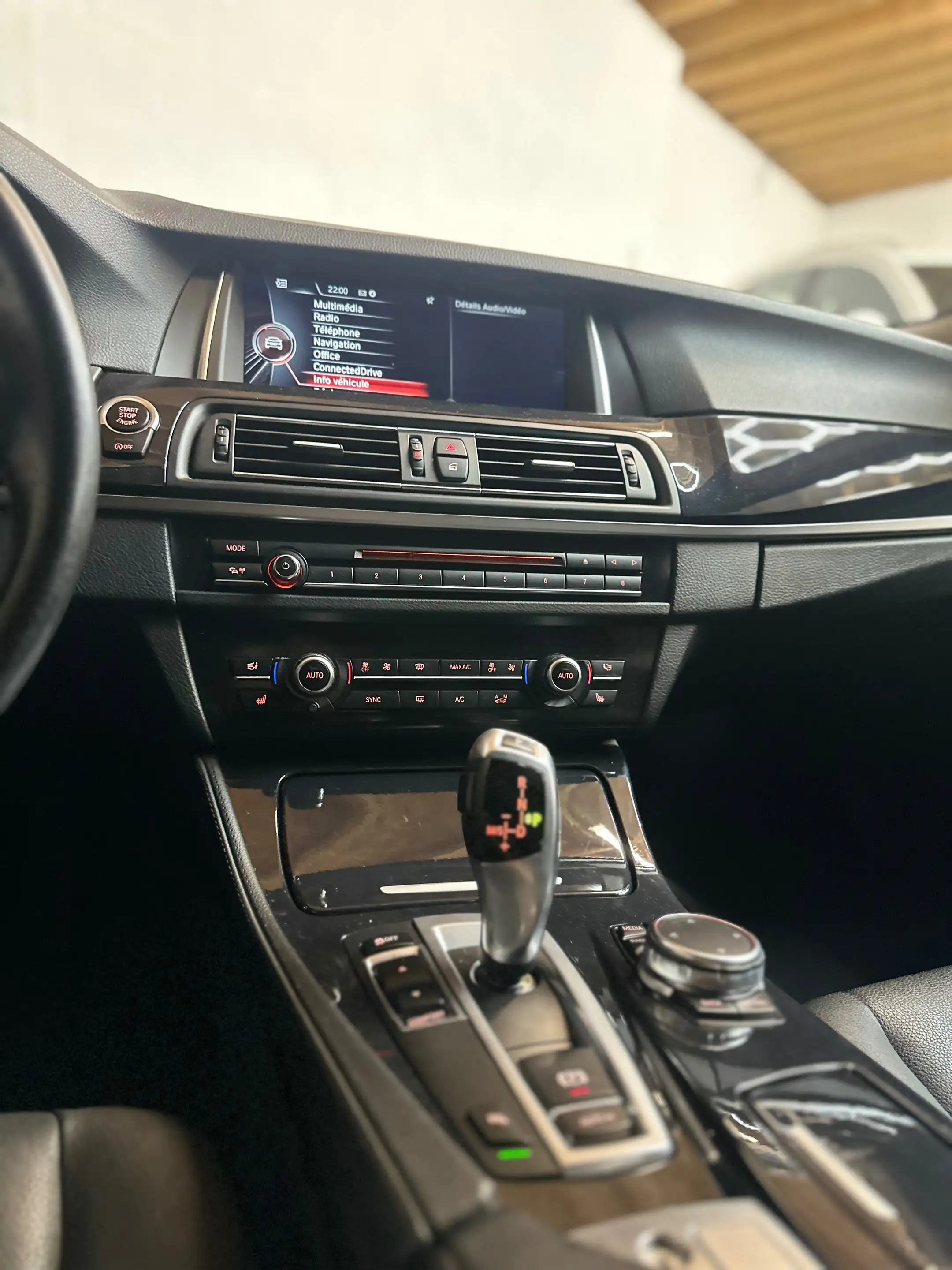BMW 518 Touring 518 dA — photo 15